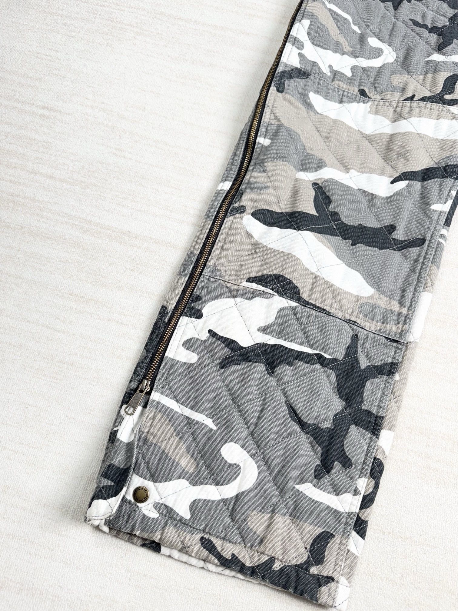 Dickies × Supreme snow camo overall Size US L / EU 52-54 / 3 - 6 Thumbnail
