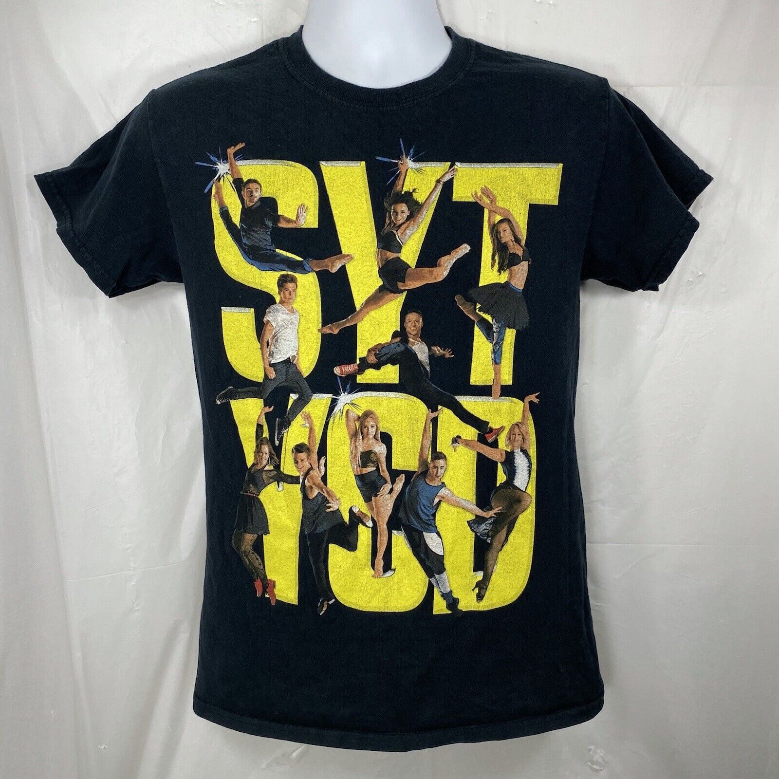 Gildan So You Think You Can Dance Graphic T-Shirt Season 11 Tour Size US S / EU 44-46 / 1 - 1 Thumbnail
