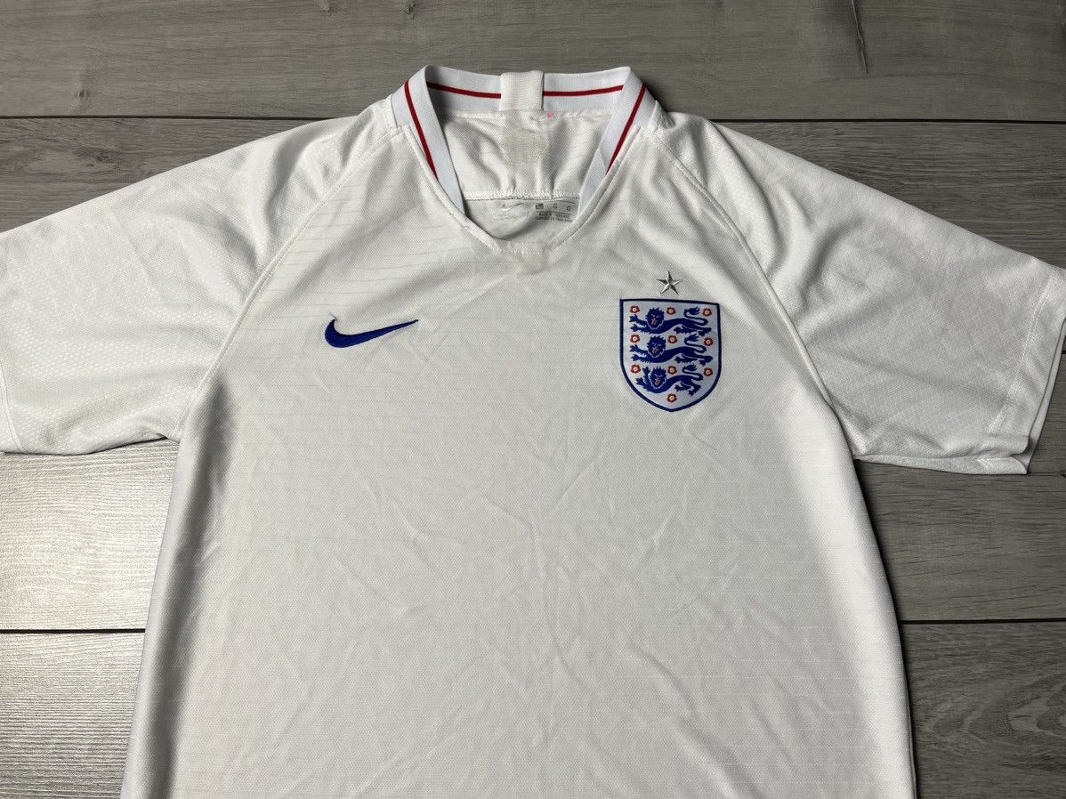 Nike Nike England jersey size Large Size US L / EU 52-54 / 3 - 3 Thumbnail