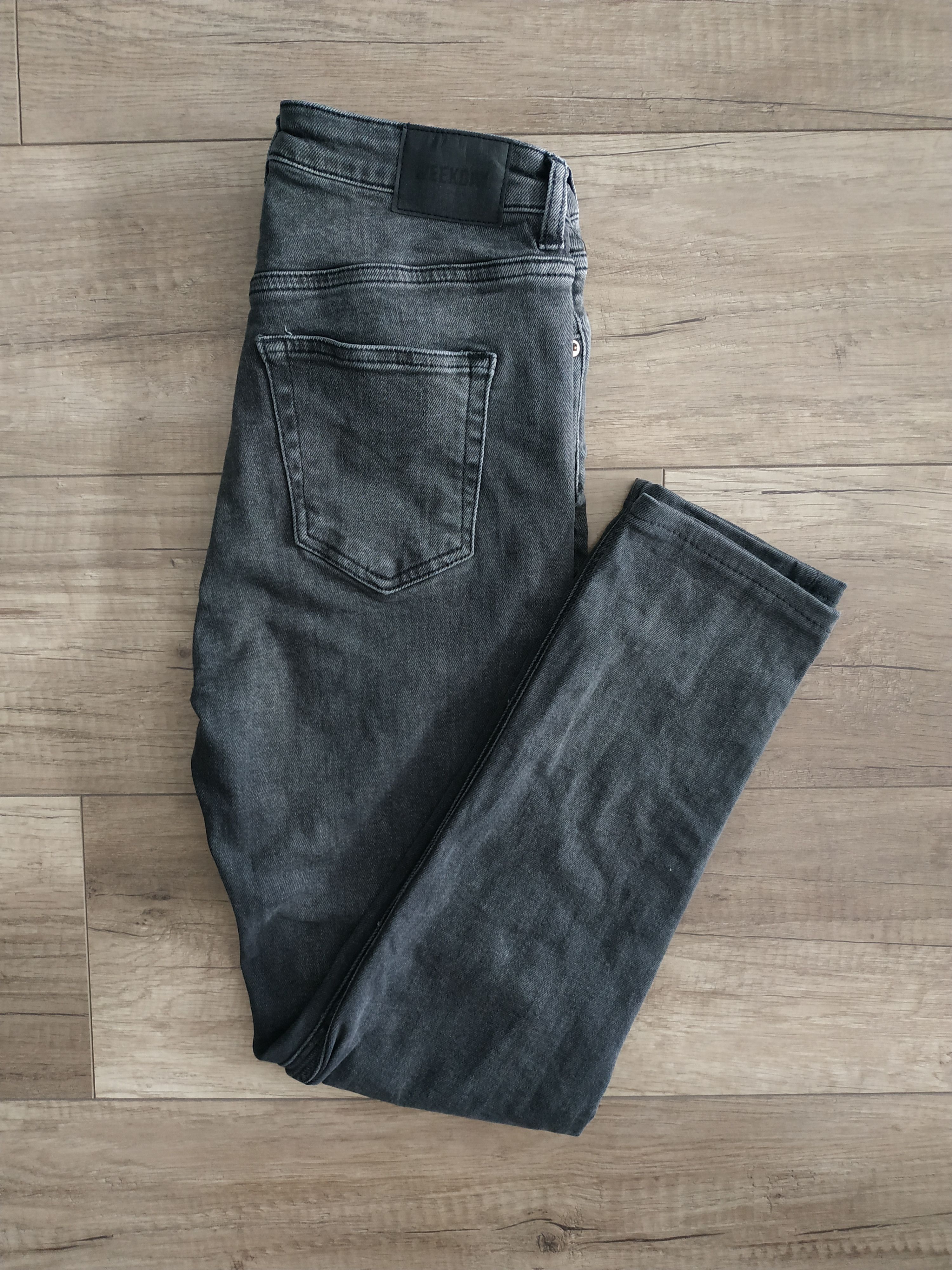 Weekday Weekday Women's Tapered Slim Fit Jeans, W28 L32 Size 28" / US 6 / IT 42 - 1 Thumbnail