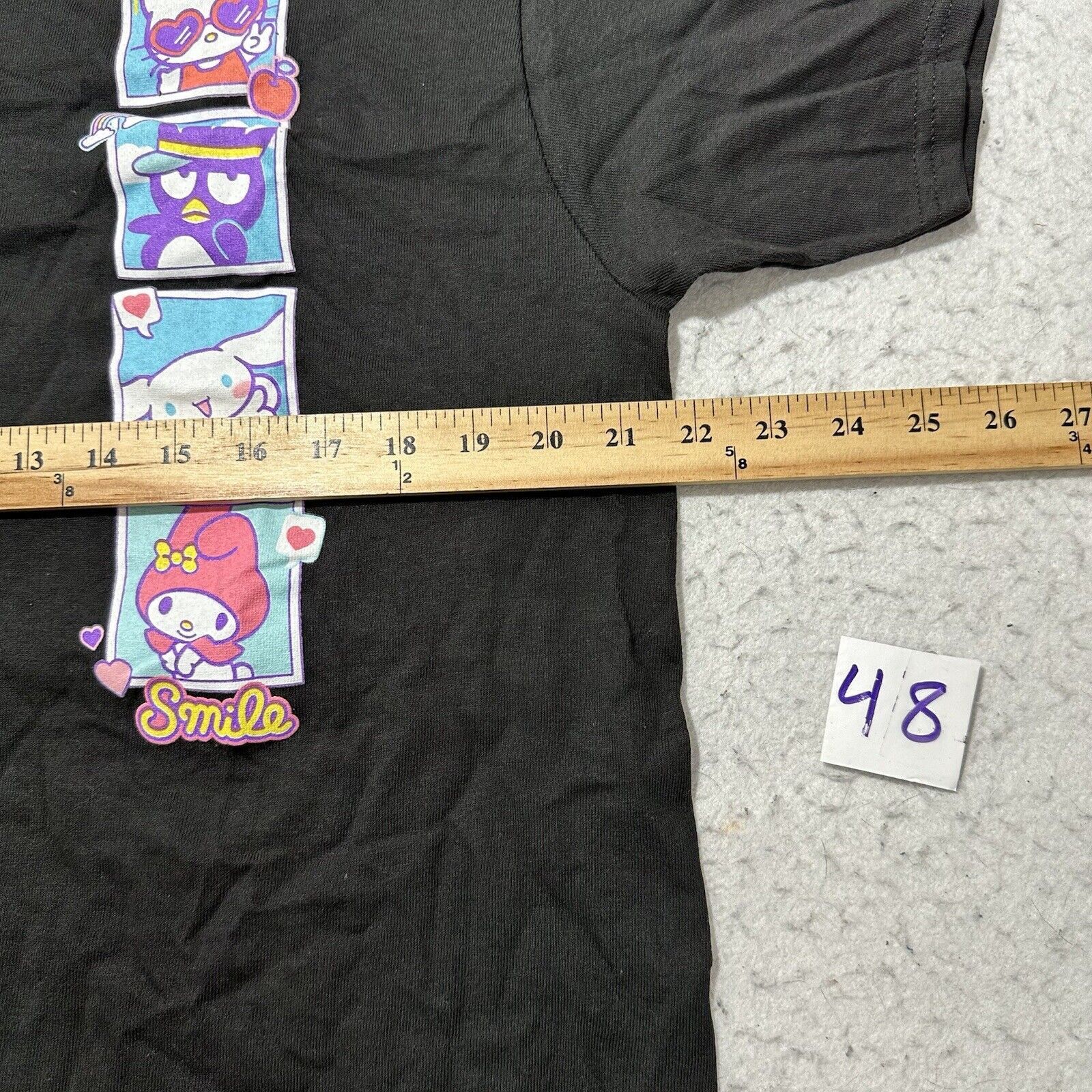 Other Hello Kitty & Friends Large Graphic T Shirt Sanrio BioWorld Size US L / EU 52-54 / 3 - 8 Thumbnail