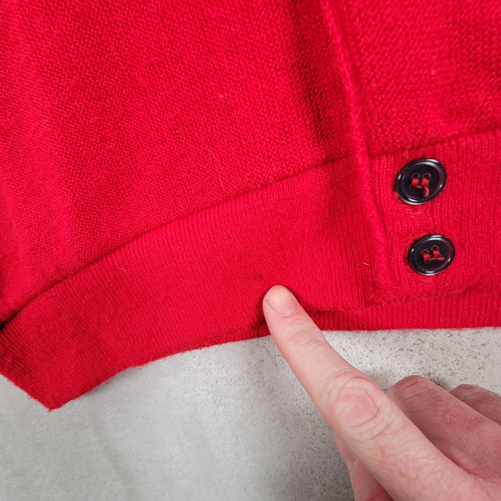 Lacoste VINTAGE Lacoste V-Neck Cardigan Sweater Red Men Size Large Button Logo Cardigan 80s 90s 60s Mens Size US L / EU 52-54 / 3 - 6 Thumbnail