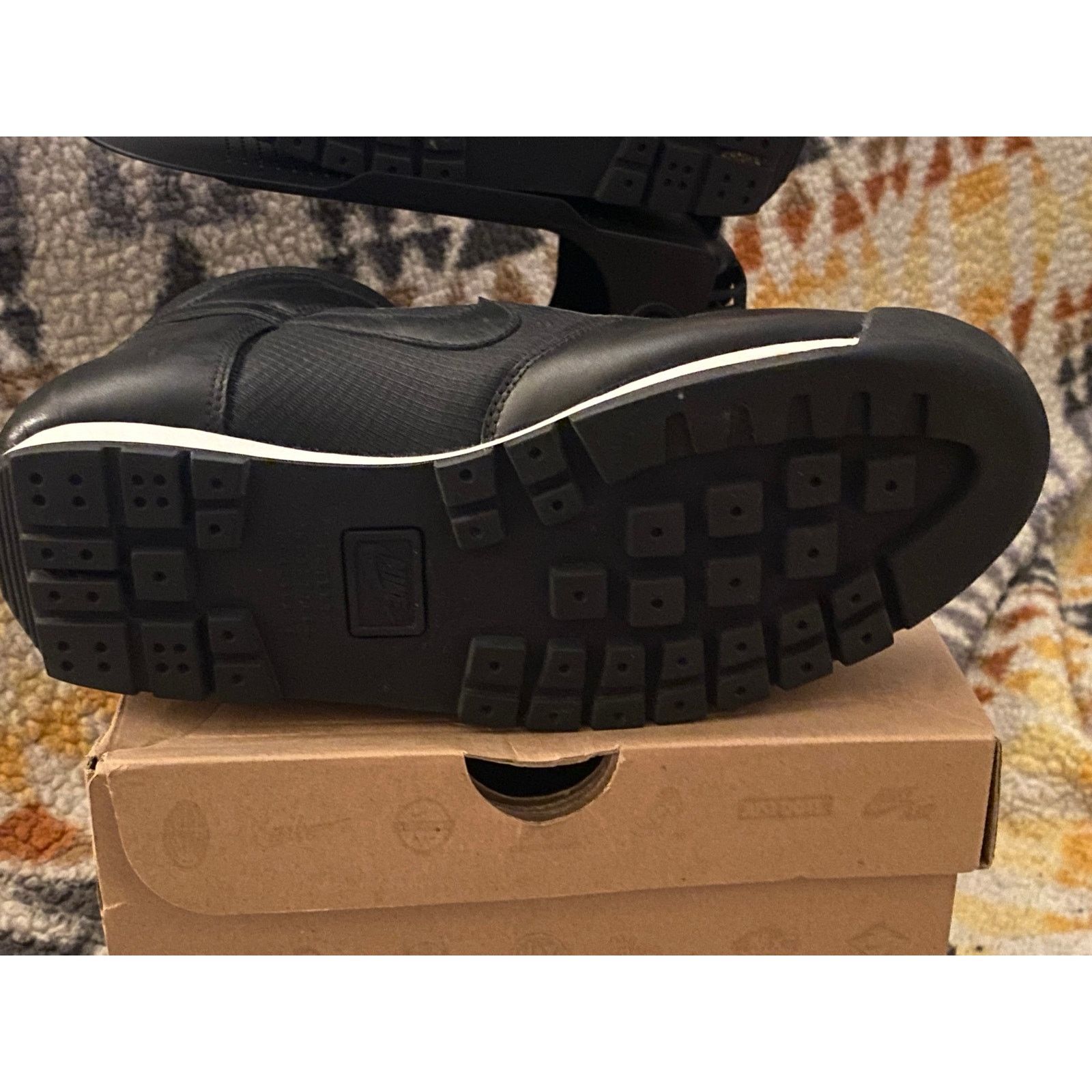 Nike ACG Nike ACG Lava Dunk High 'Athletics Far East' m9 w10.56 Size US 9 / EU 42 - 7 Thumbnail