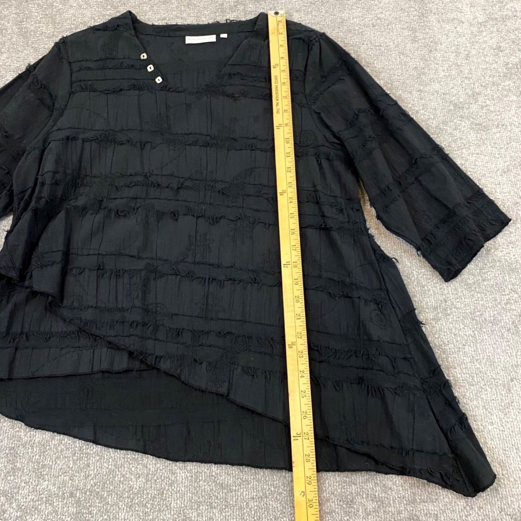 Vintage Lulu-B Top Womens Large Black Ruffle Asymmetrical 3/4 Sleeve Shirt V-Neck Button Shirt Blouse Men/Women? Size L / US 10 / IT 46 - 4 Thumbnail