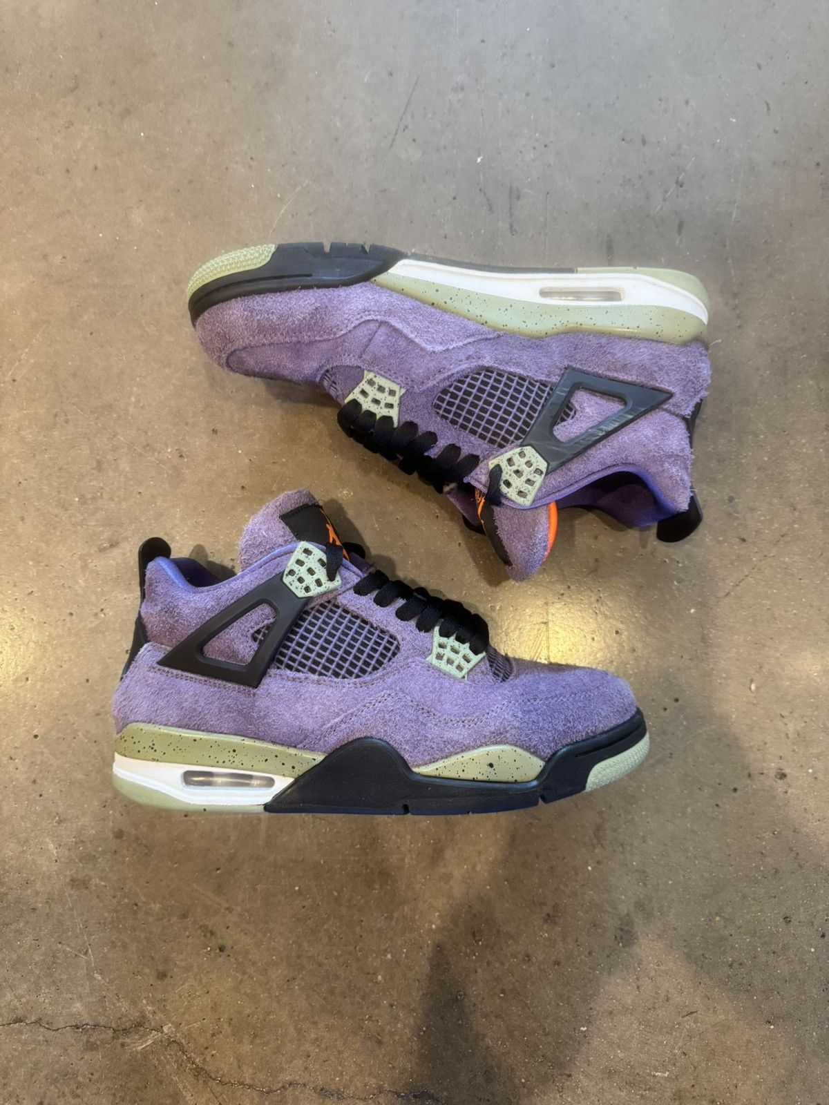 Air Jordan Retro 4 “Purple Canyon”