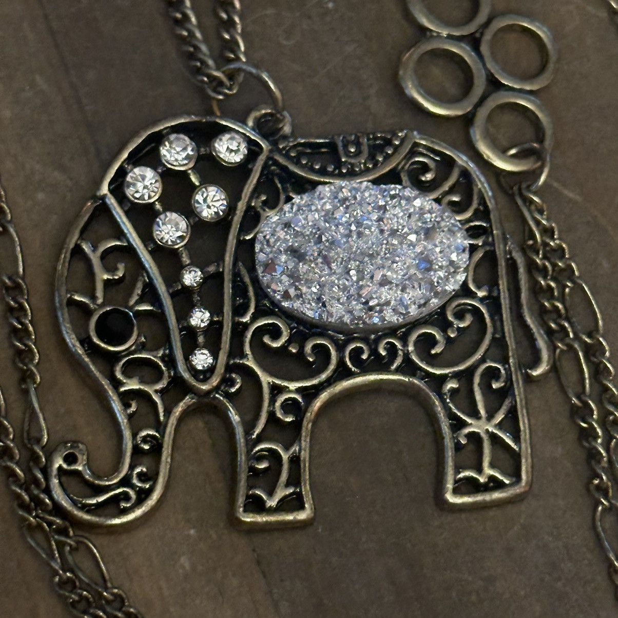 Other Double layered elephant pendant necklace Size ONE SIZE - 3 Thumbnail