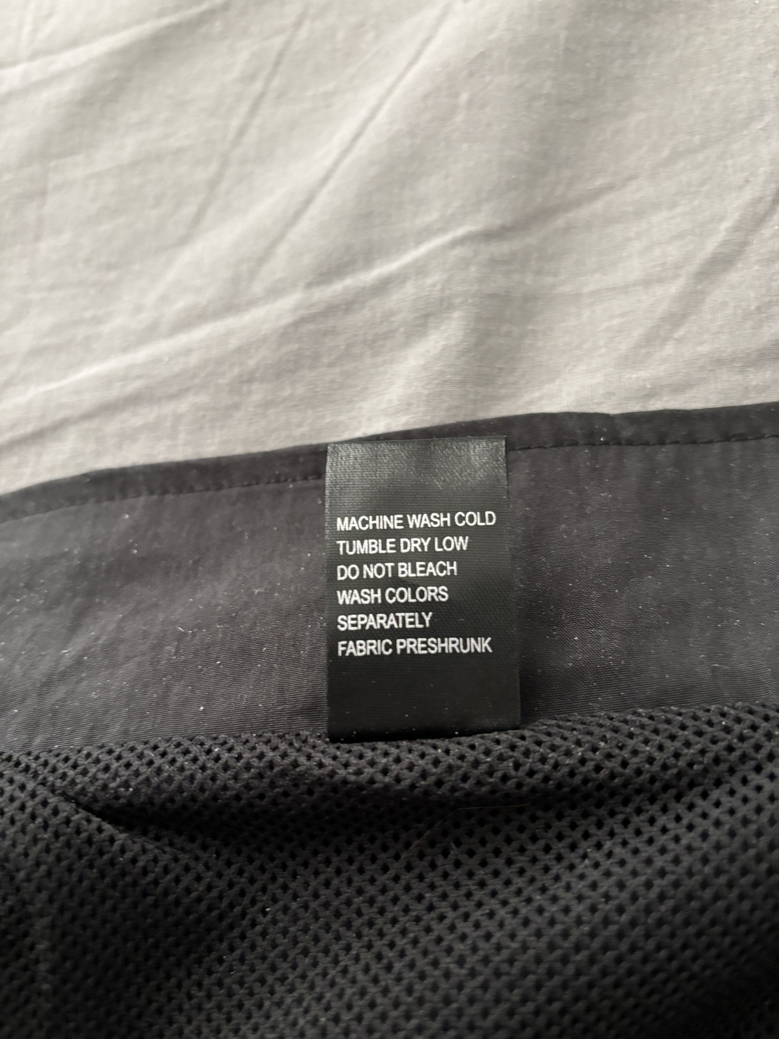 Designer AOI INDUSTRY Company motto "TECHNOCONTEMPORARYMODERN" Jacket Size US L / EU 52-54 / 3 - 10 Thumbnail