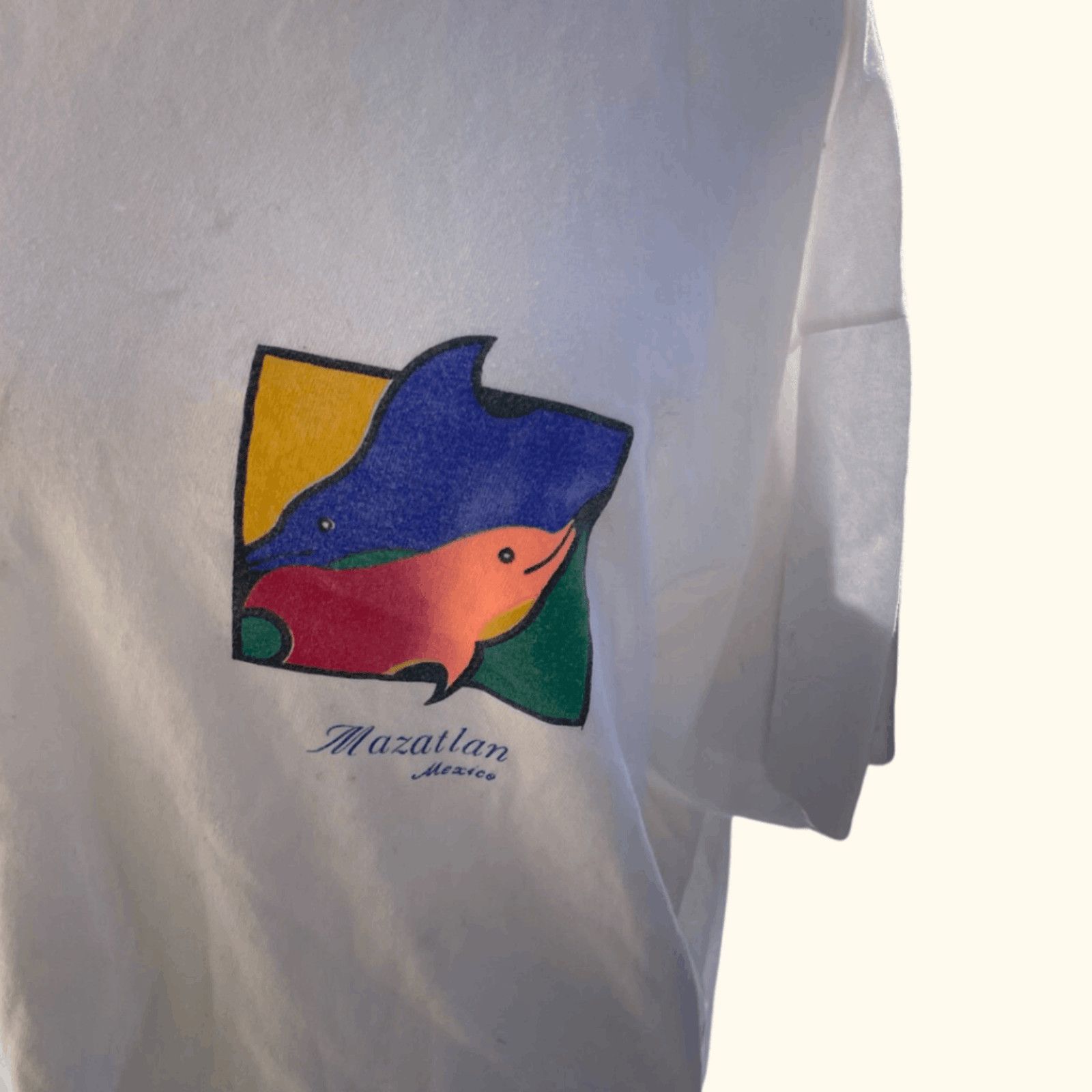Vintage VTG Tourist Tee | Vallarta Dolphin Mazatlán | 90s Souvenir Size US XL / EU 56 / 4 - 4 Thumbnail