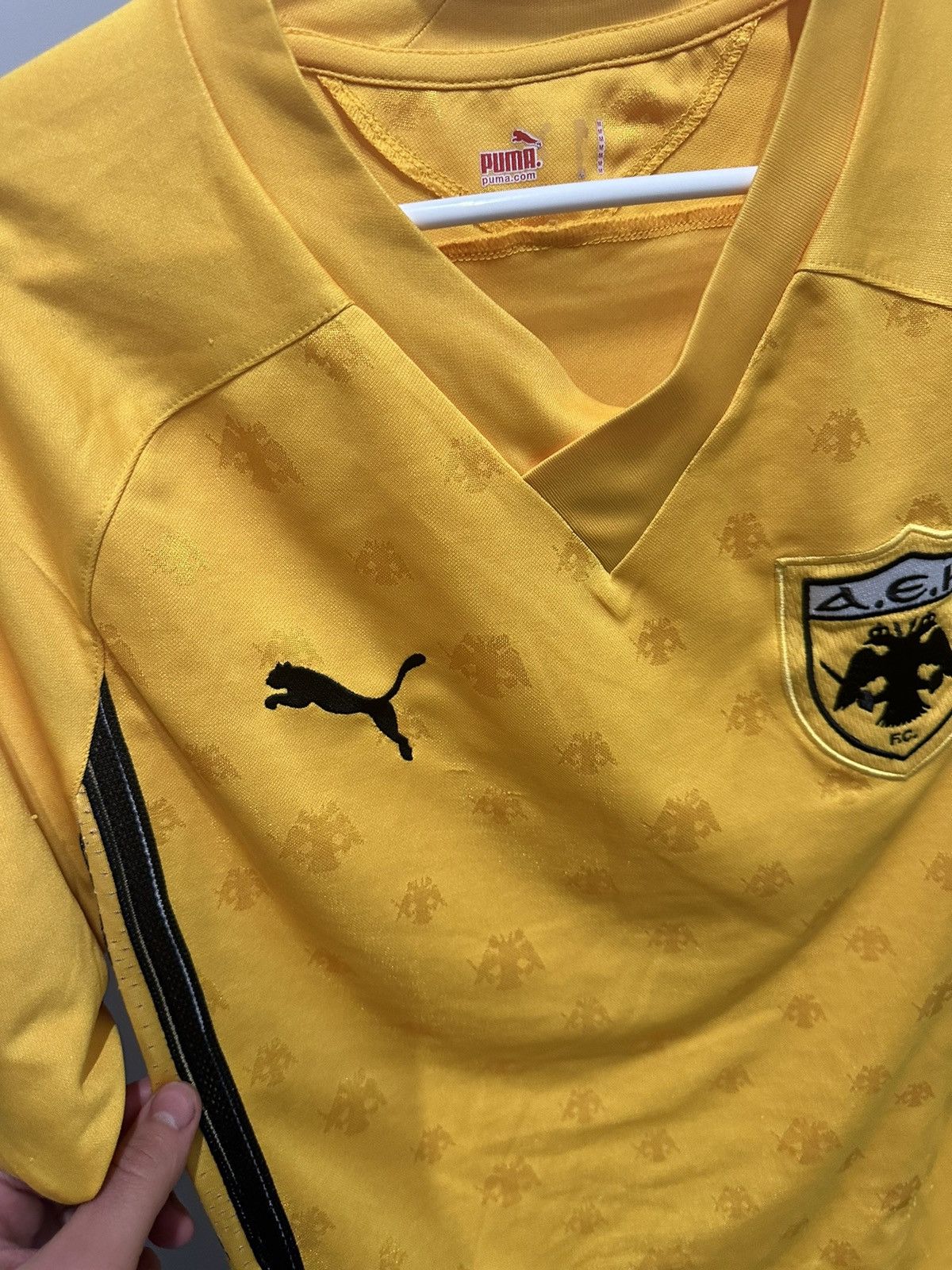 Puma Vintage Y2K Puma A.E.K Soccer jersey Block Core 2000s Size US M / EU 48-50 / 2 - 5 Thumbnail