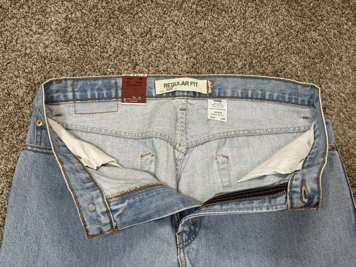 Levi's Vintage Levis 505 Jeans 36x29 Y2K Deadstock Regular Straight Size US 36 / EU 52 - 8 Thumbnail