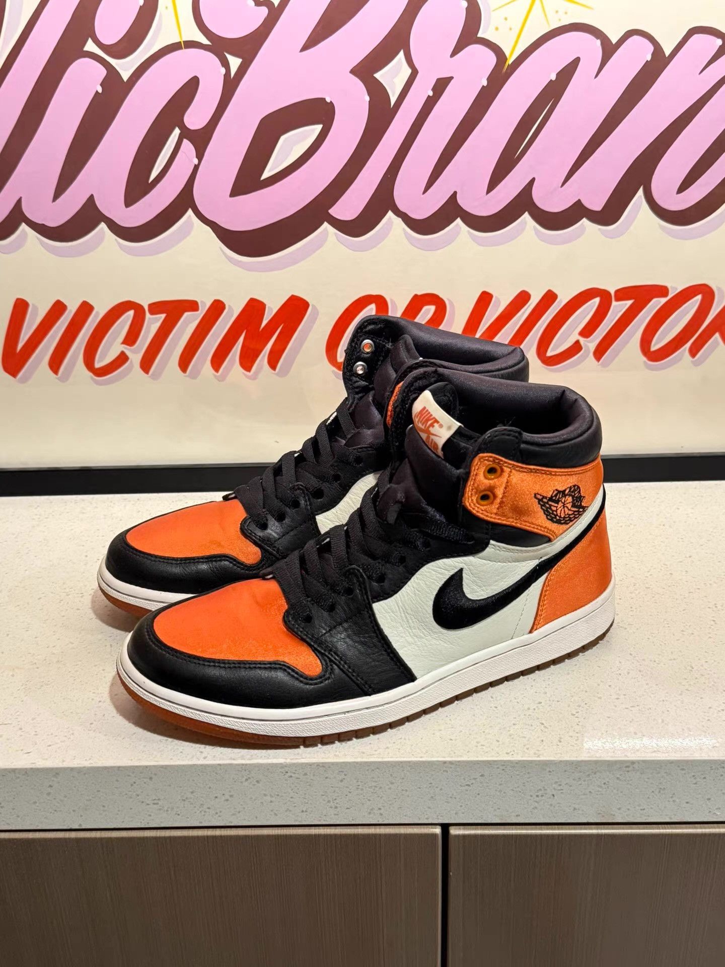 Nike Jordan Air Jordan 1 Retro High Silk Shattered Backboard Ｑ20 Size US 7.5 / EU 40-41 - 1 Thumbnail
