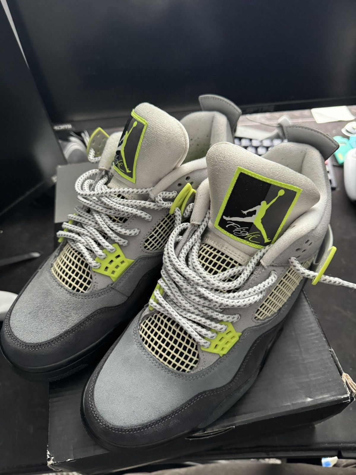 Jordan Brand × Nike Air Jordan 4 “neon 95” Size US 9.5 / EU 42-43 - 5 Thumbnail