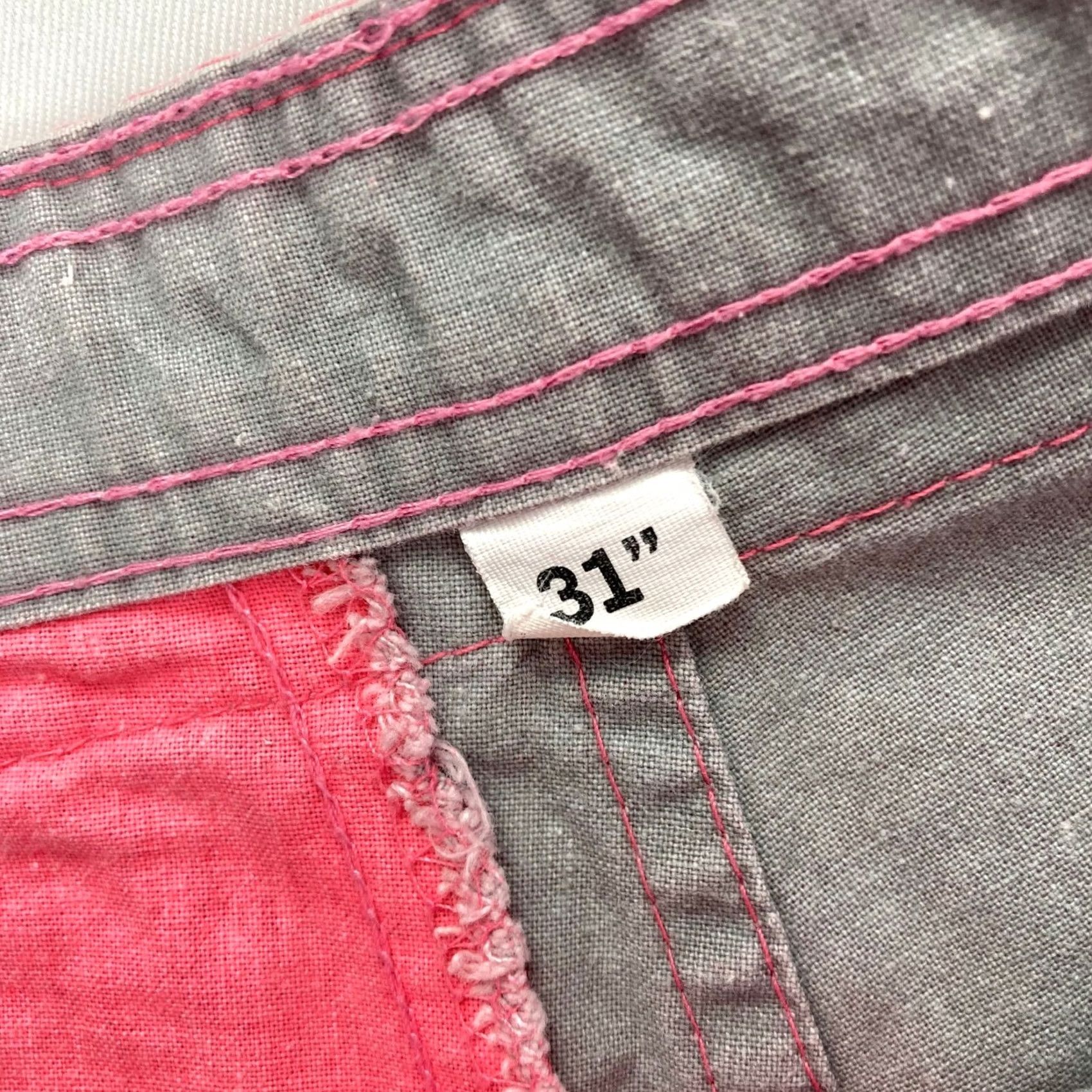 Quiksilver VINTAGE Quiksilver Shorts Adult 31 Hot Pink/Gray 80s 90s Surf Skateboard Mens Size US 31 - 7 Thumbnail