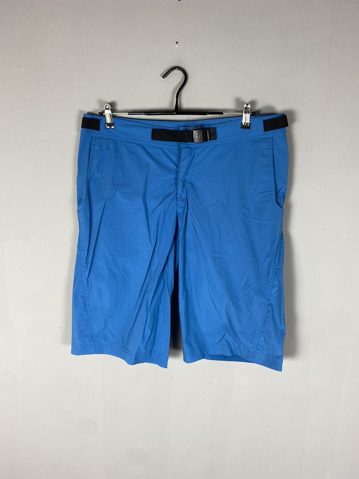 Vintage Vintage Haglofs shorts Size US 36 / EU 52 - 1 Thumbnail