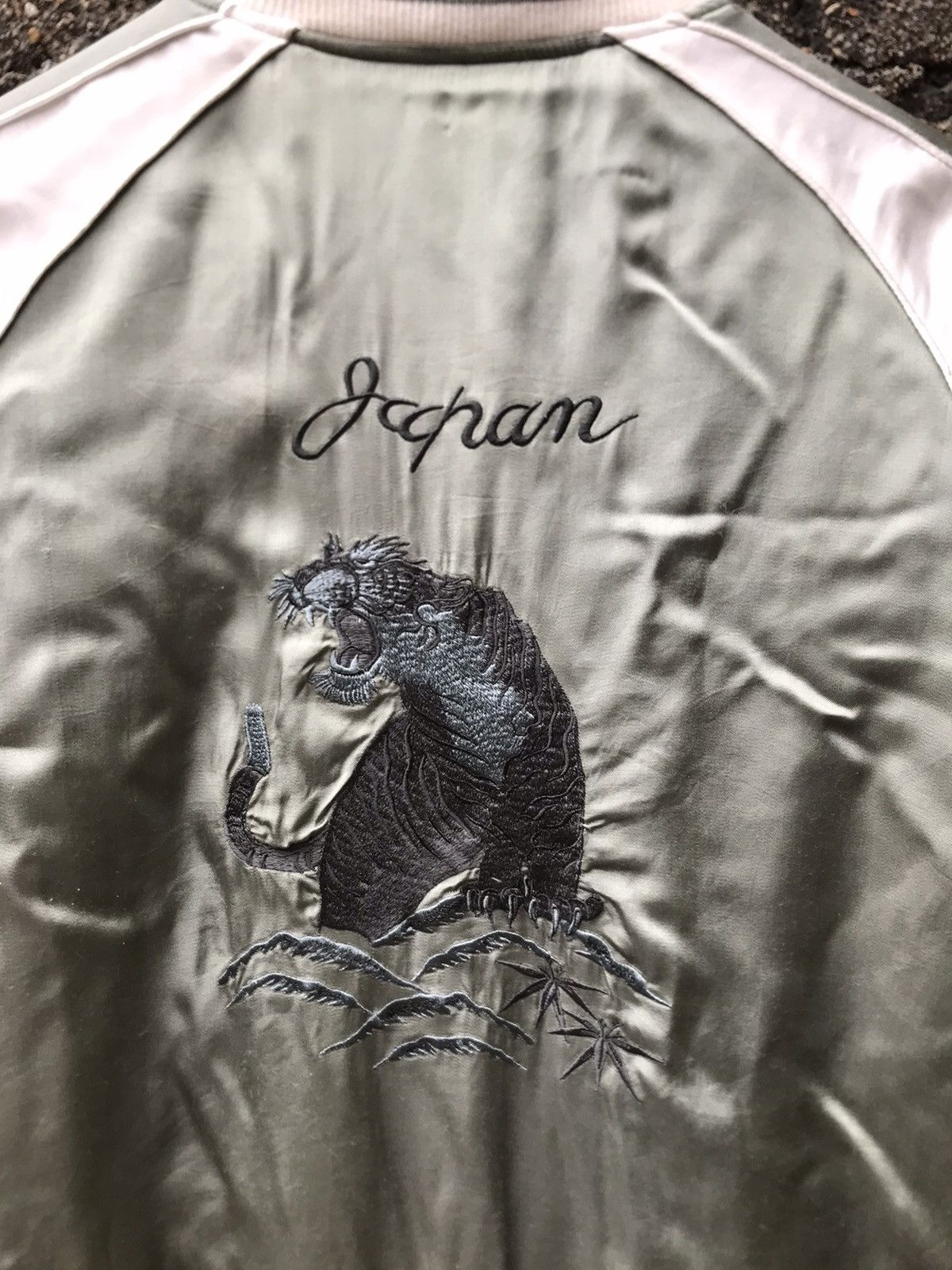 Japanese Brand 💥Sukajan Japanese Universal Style Wear Tiger Logo Zip Jacket Size US M / EU 48-50 / 2 - 12 Thumbnail