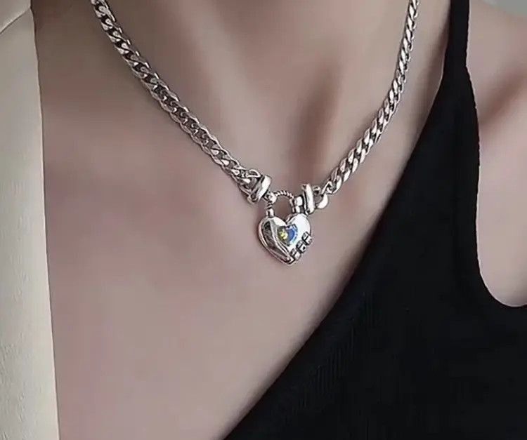 Japanese Brand × Vintage Love Pendant Y2k Punk Gothic Necklaces Model S Size ONE SIZE - 6 Thumbnail