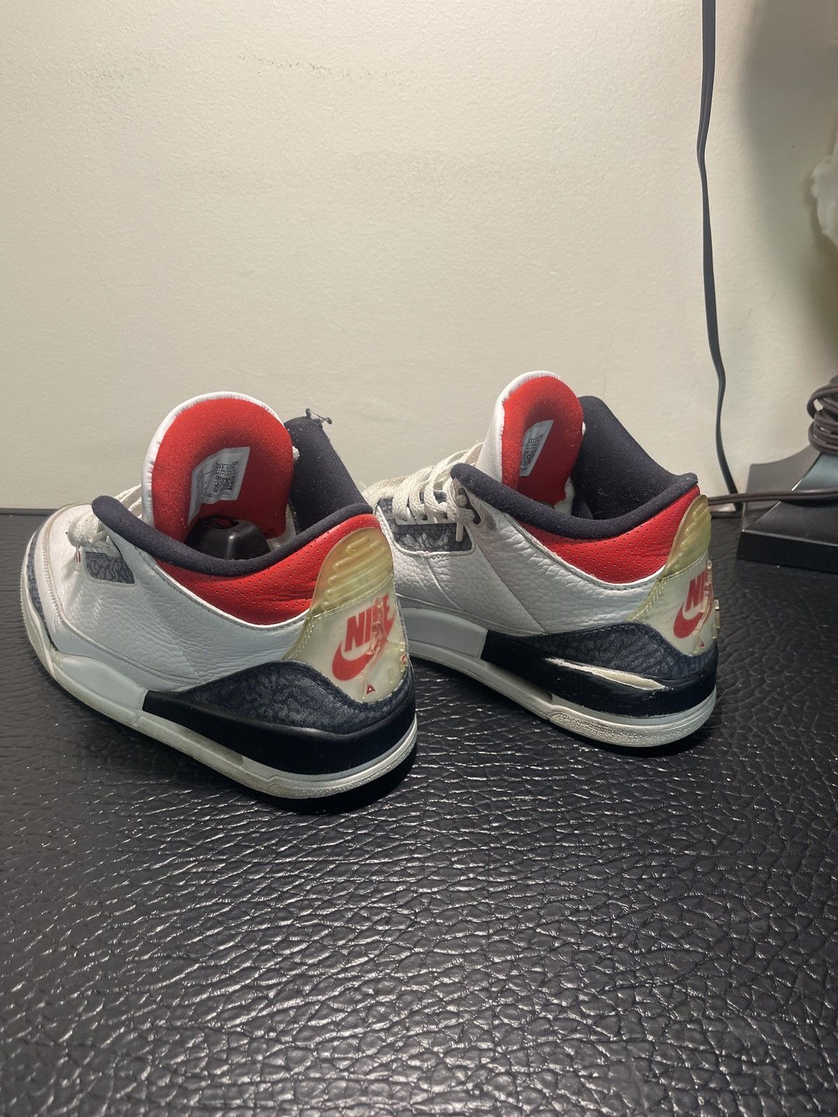 Nike Air Jordan 3 white Cement Size US 8.5 / EU 41-42 - 6 Thumbnail