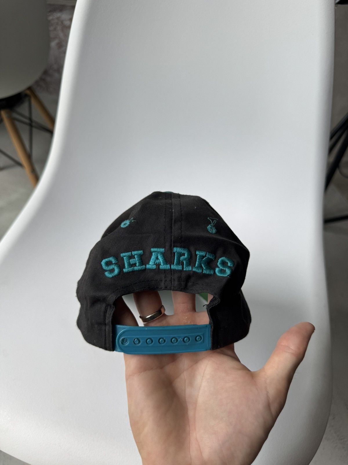Logo 7 7 Logo NHL Sharks Vintage Cap Size ONE SIZE - 4 Thumbnail