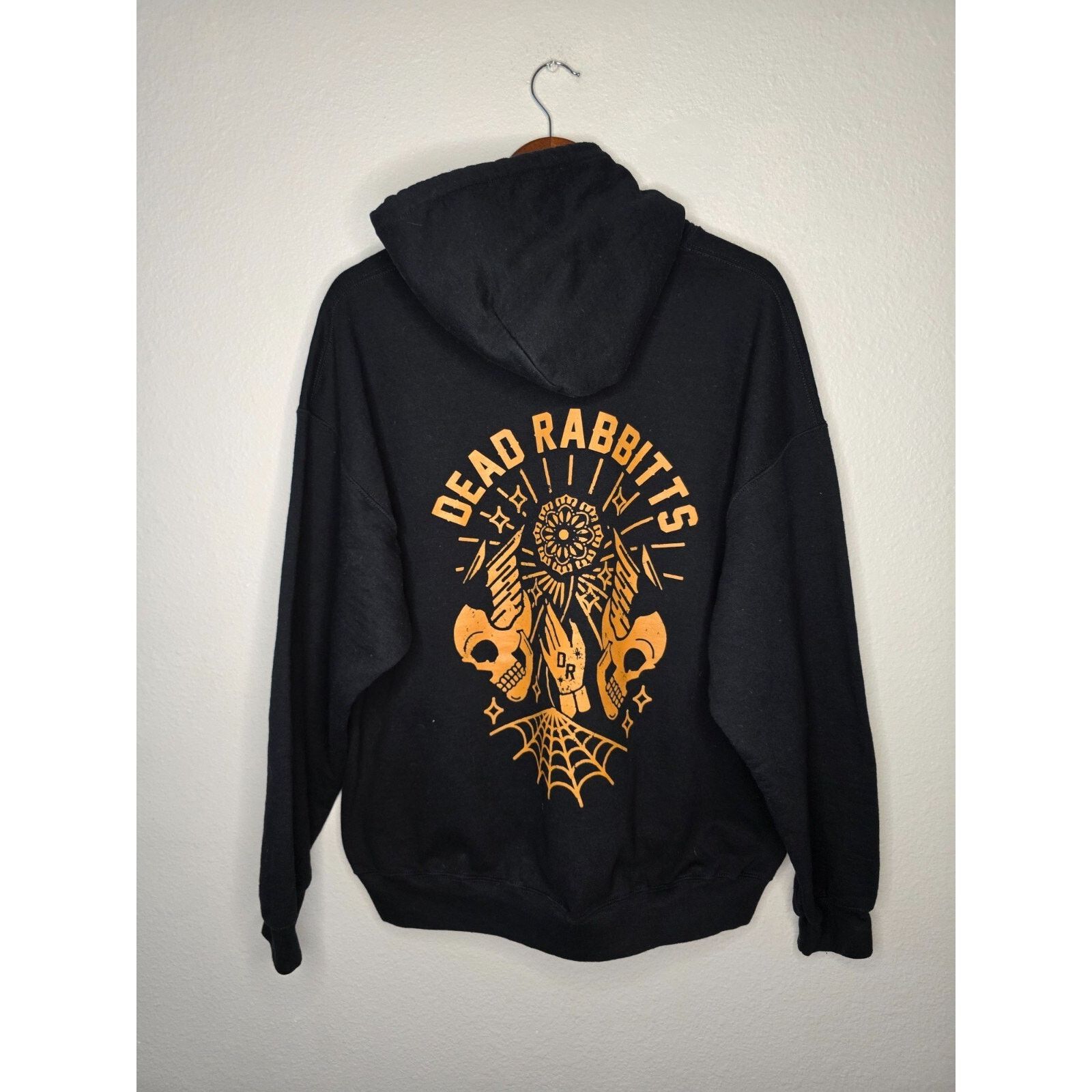 Gildan Dead Rabbits Hoodie Mens Extra Large Black Graphic Pullover Size US XL / EU 56 / 4 - 6 Thumbnail