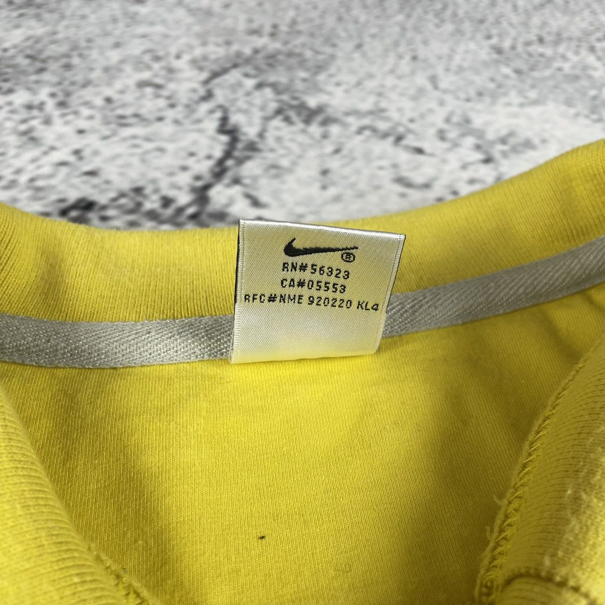 Nike Vintage Nike XL Central Swoosh Rugby Sweatshirt Yellow Size US XL / EU 56 / 4 - 4 Thumbnail