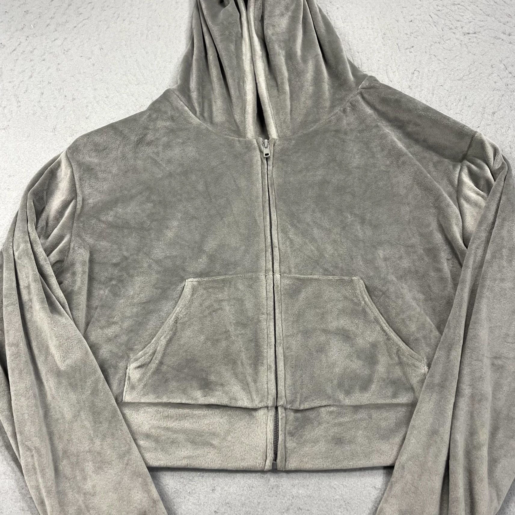 SKIMS Skims Hoodie Womens L Gray Velour Full Zip Cropped Lounge Soft Hooded Jacket Size L / US 10 / IT 46 - 2 Thumbnail