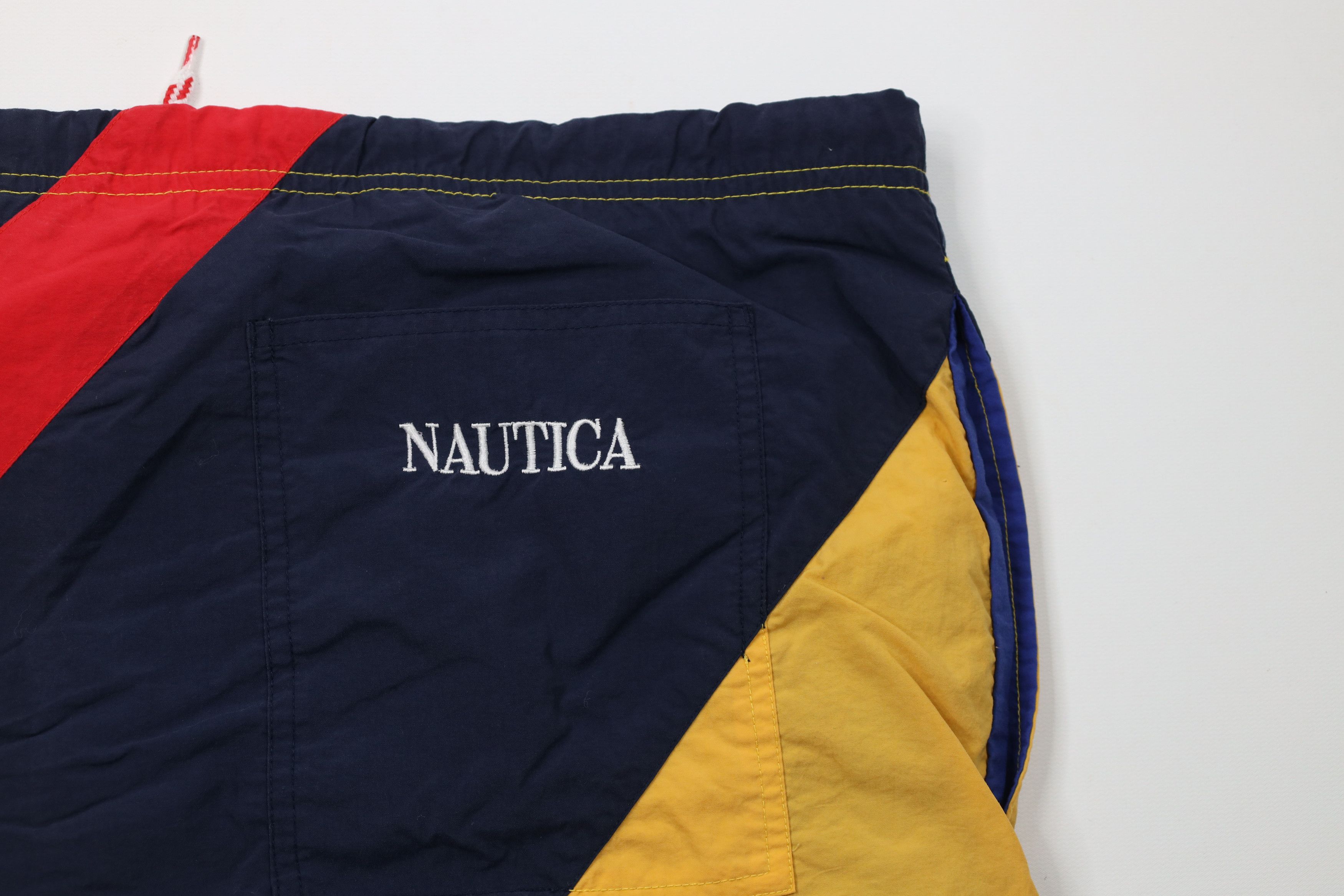 Nautica AS IS Vintage 90s Nautica Block Lined Shorts Swim Trunks Size US 38 / EU 54 - 9 Thumbnail