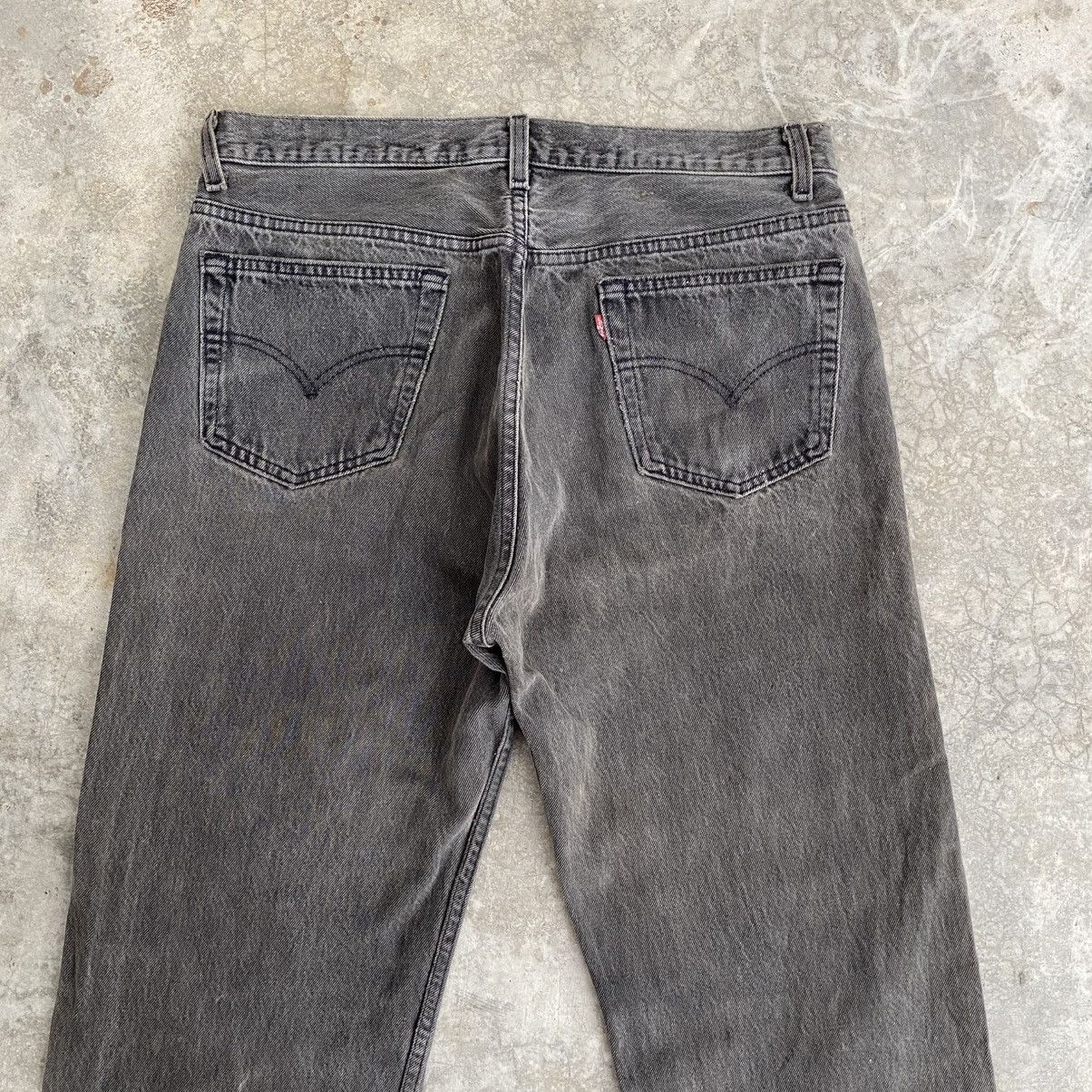 Levi's Size 35x32 Vintage 1995 Levis 501 Faded Black Denim Jeans Size US 35 - 10 Thumbnail