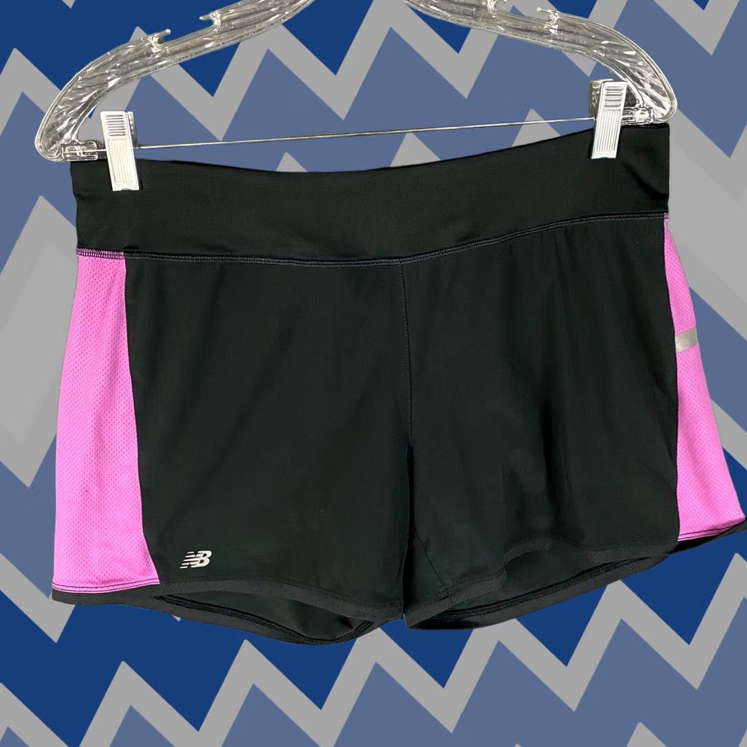 New Balance New Balance Compression Shorts Women's M Pull On Athletic Solid Black NBB Shorts Womens M"} Size 32" / US 10 / IT 46 - 1 Thumbnail