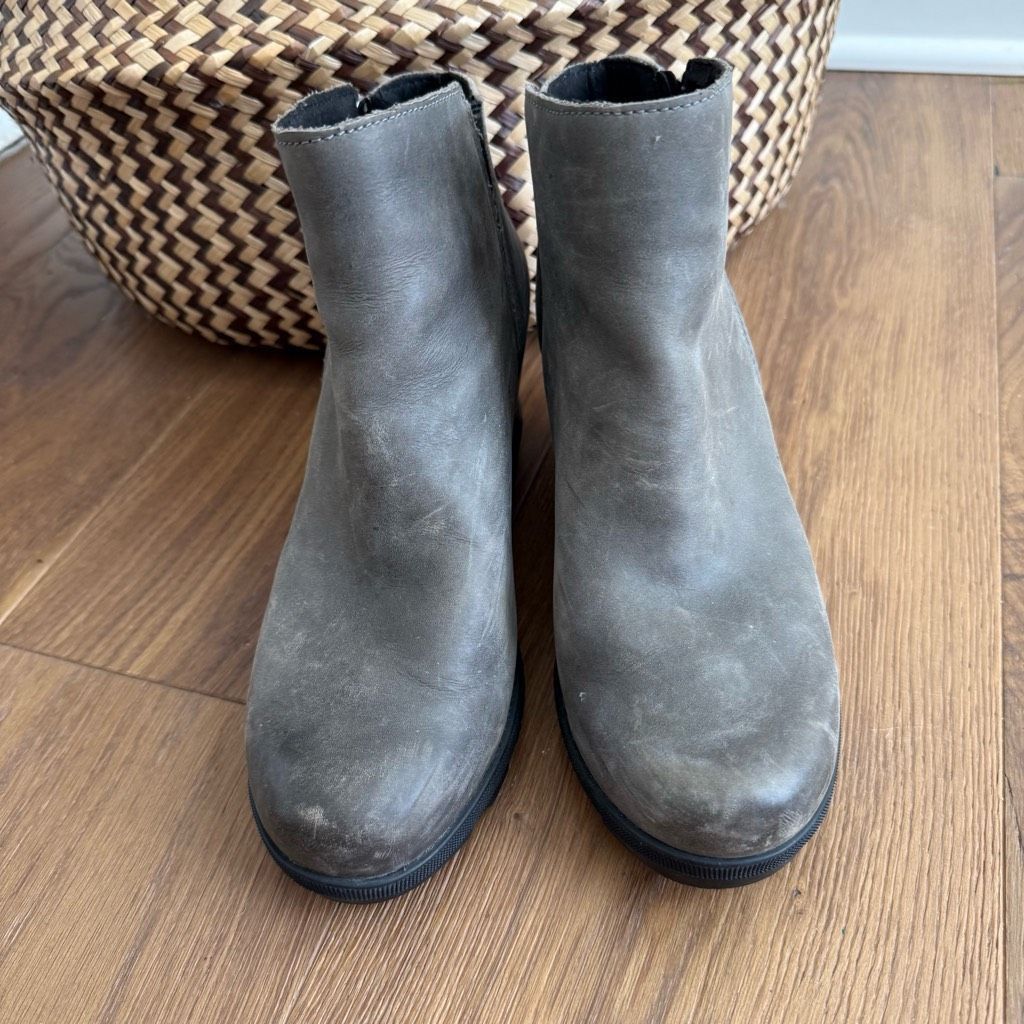 SOREL Sorel Women's Joan of Arctic Wedge II Zip Boots Quarry 8.5 Size US 8.5 / IT 38.5 - 3 Thumbnail