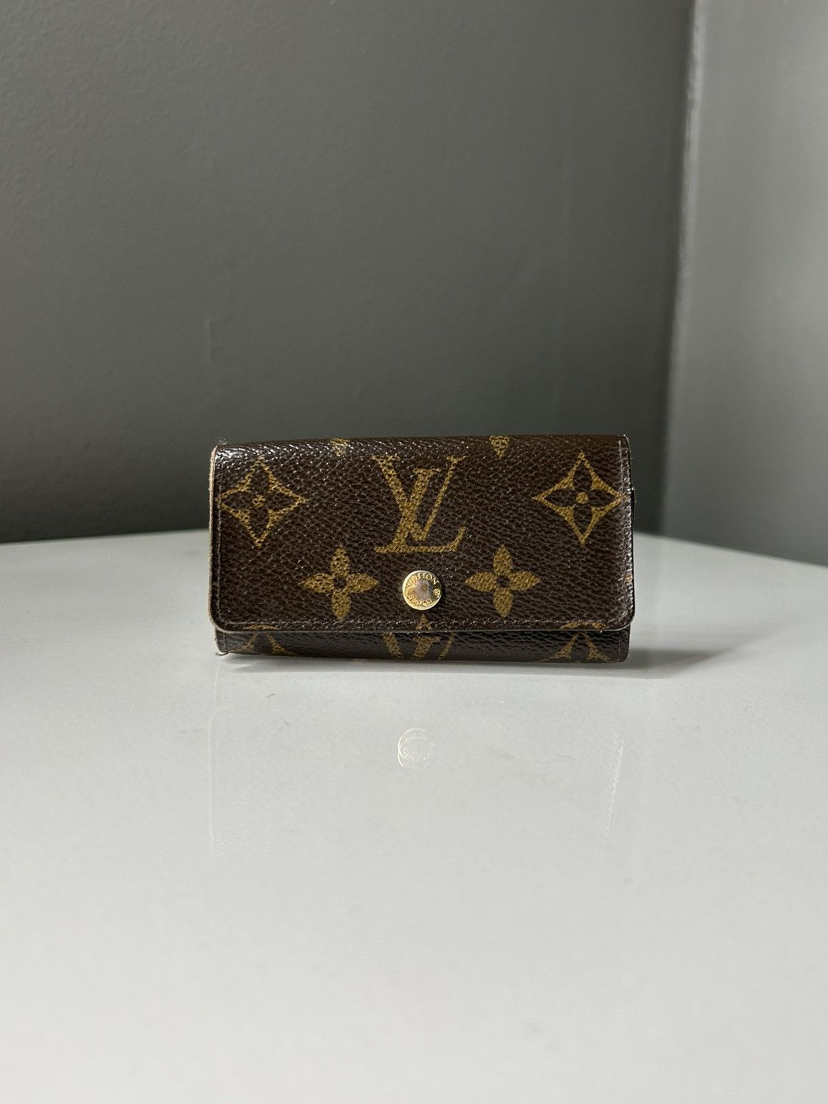 Louis Vuitton Louis Vuitton Monogram Key Cles RI3192 Size ONE SIZE - 1 Thumbnail