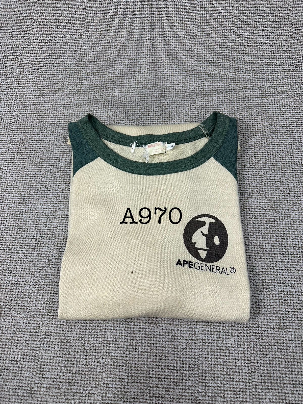 Bape Vintage A Bathing Ape 90s Single Stitch Tshirt A970 Size US L / EU 52-54 / 3 - 13 Thumbnail