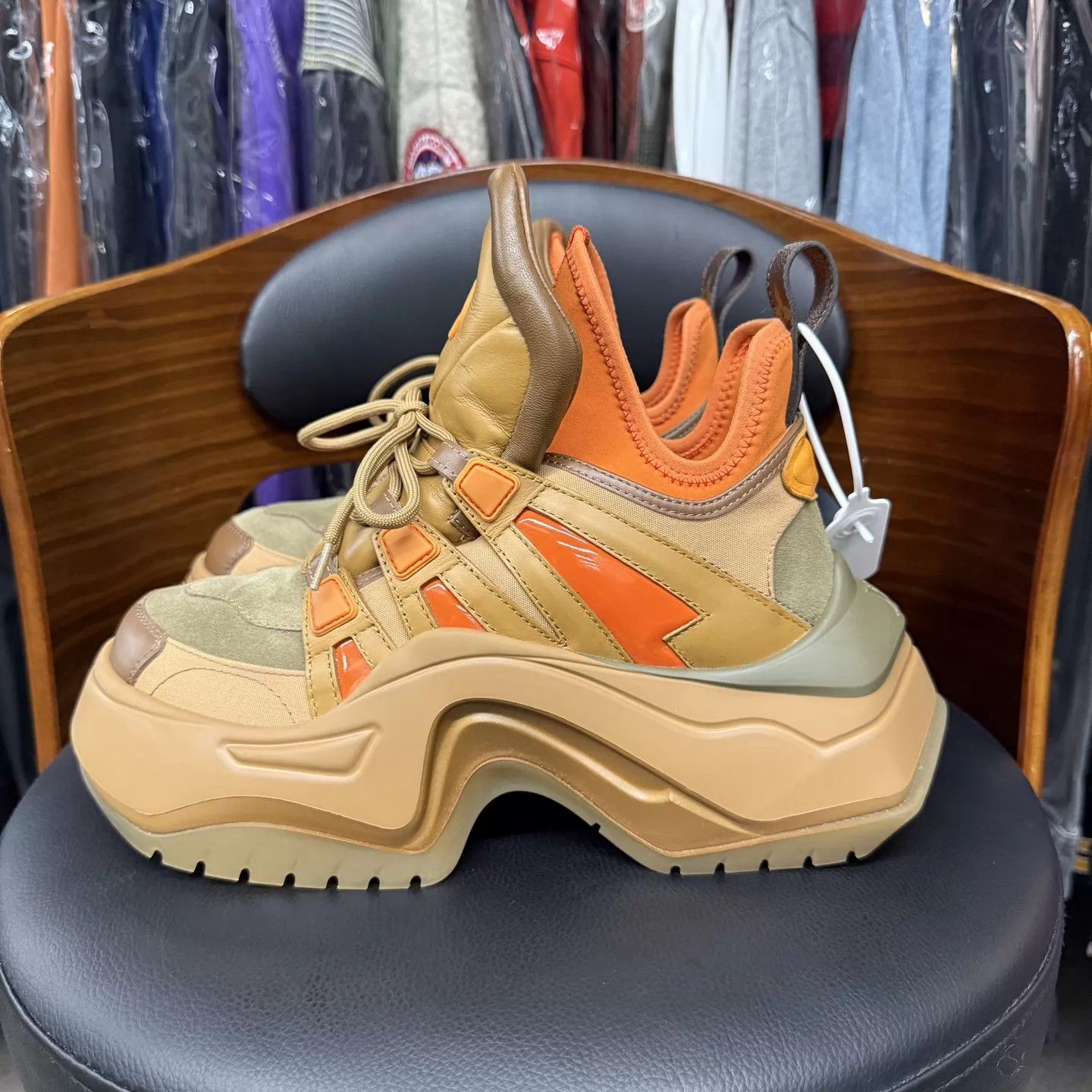 Louis Vuitton LV Archlight 2.0 Brown Caramel Dad Sneakers 38 Worn Once Size US 7.5 / IT 37.5 - 6 Thumbnail