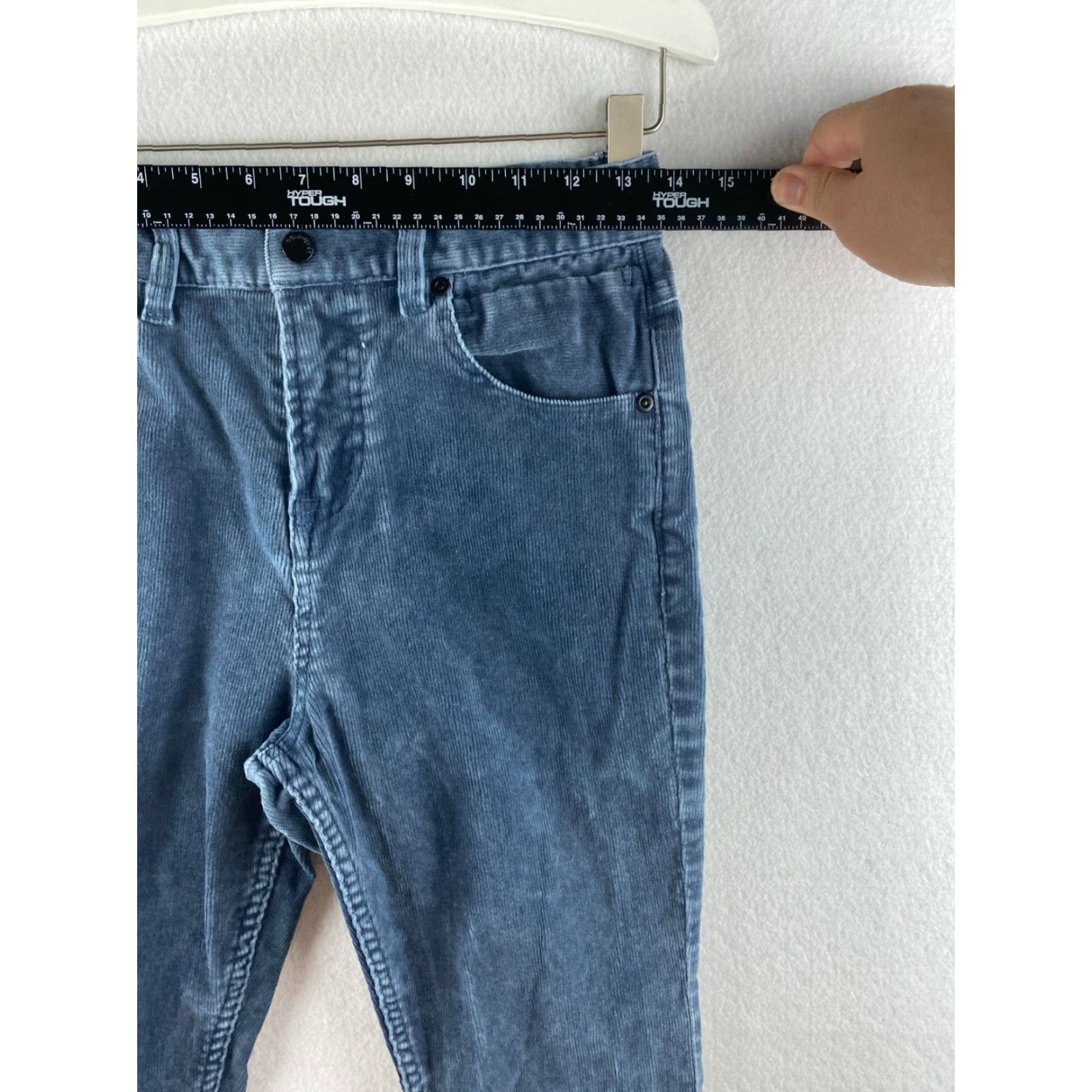 Quiksilver Quiksilver Pants Mens 26 Blue Corduroy Straight Tapered Fit Dark Wash Casual Jeans Chino Size 26 Mens Blue Corduroy Straight Leg 25 In Inseam Size US 26 / EU 42 - 4 Thumbnail