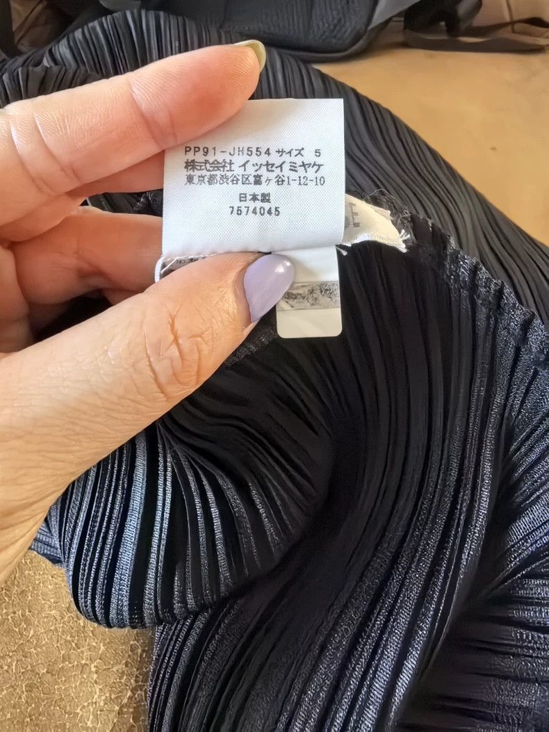 Issey Miyake Issey Miyake size:5 Black pleated dress Size S / US 4 / IT 40 - 4 Thumbnail