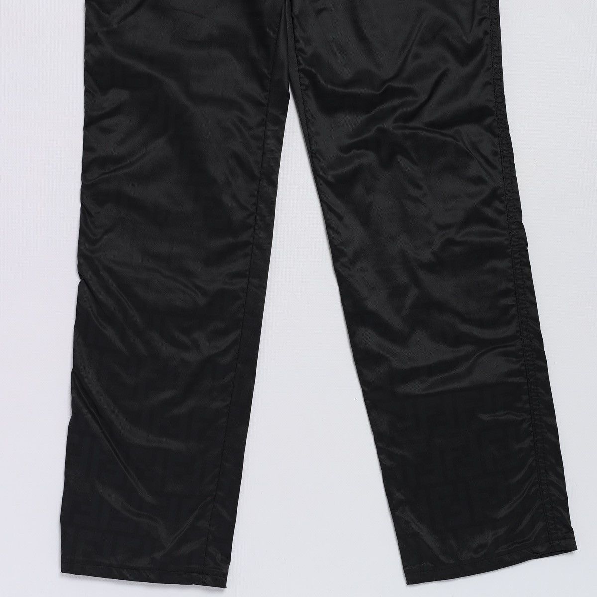Fendi Vintage Fendi Black Monogram Nylon Pants Size 28" / US 6 / IT 42 - 4 Thumbnail