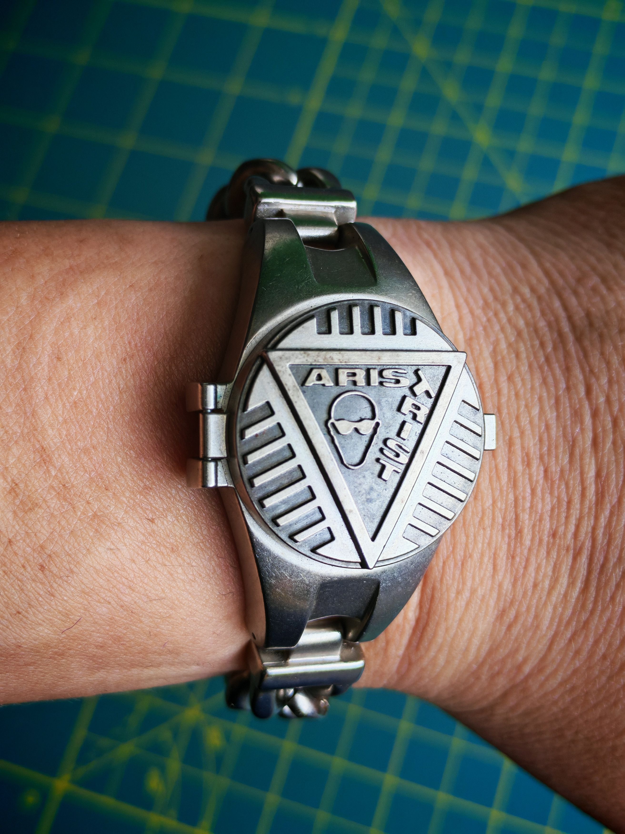 Other Aris Trist Quartz Watch by M.C.1999 made in Japan Size ONE SIZE - 2 Thumbnail