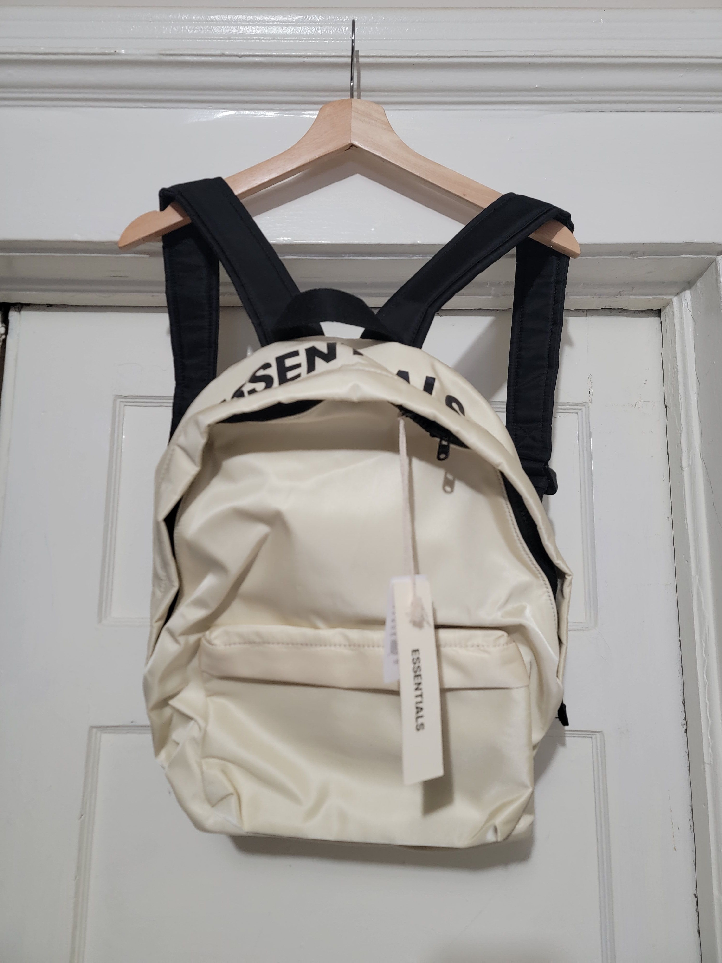 スーパーデリバリー」 Fear Of God Essentials Graphic Backpack | www ...