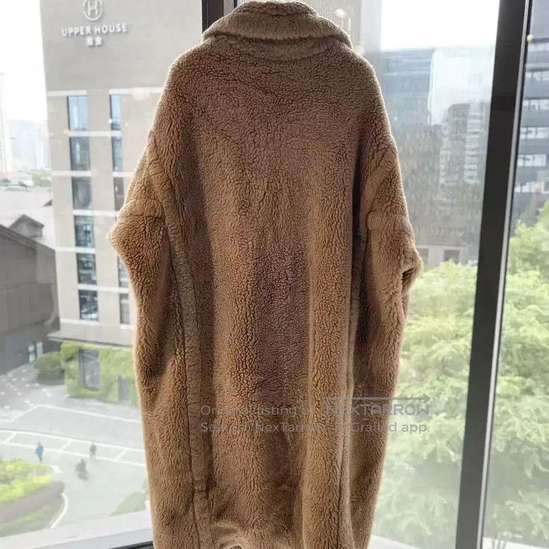 Max Mara MaxMara Cozy Camel Wool Coat for Women . Size M / US 6-8 / IT 42-44 - 2 Thumbnail
