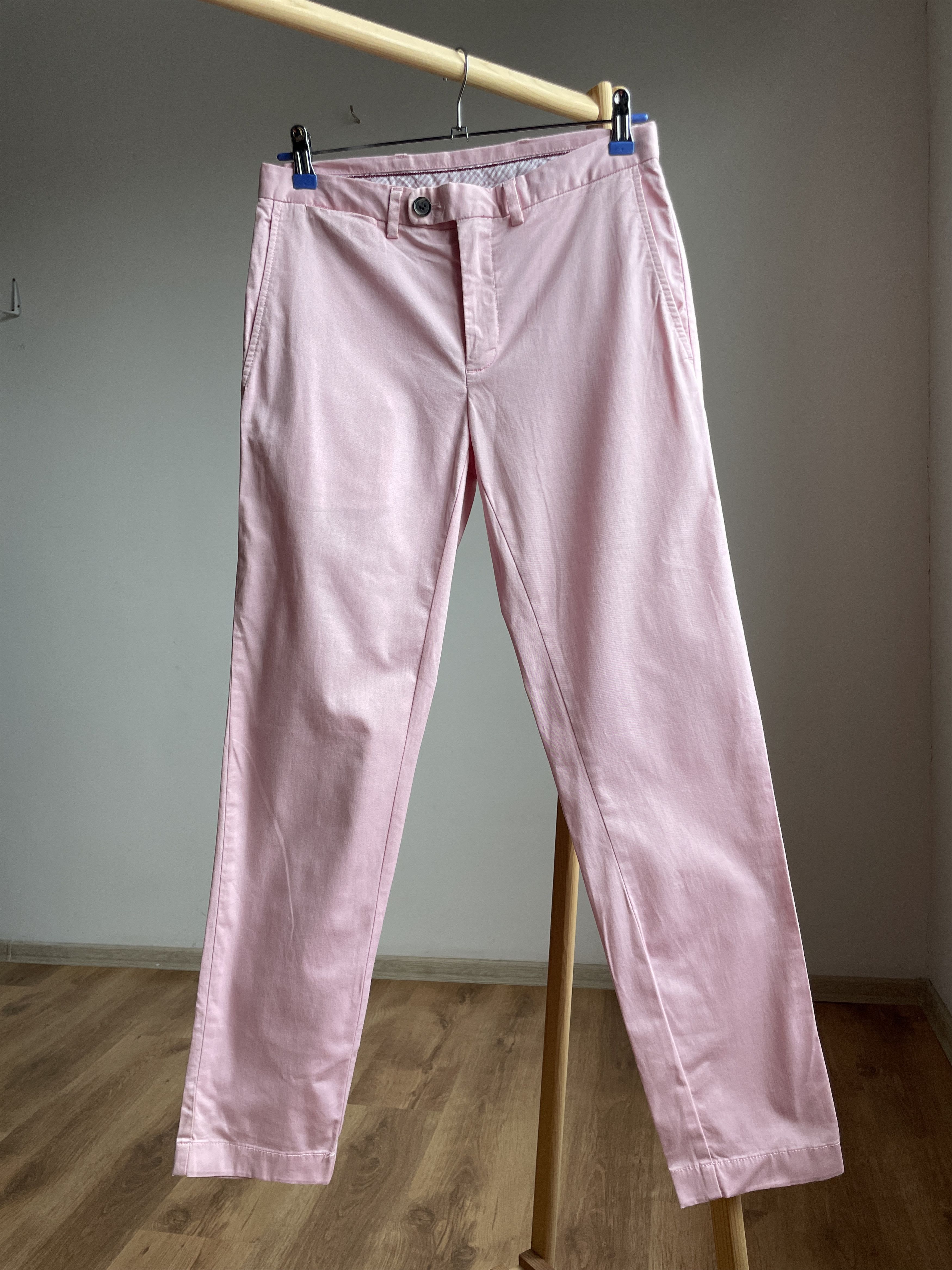 Brooks Brothers Brooks Brothers Red Fleece Slim Pink Chino Pants Size 30x30 Size US 30 / EU 46 - 1 Thumbnail