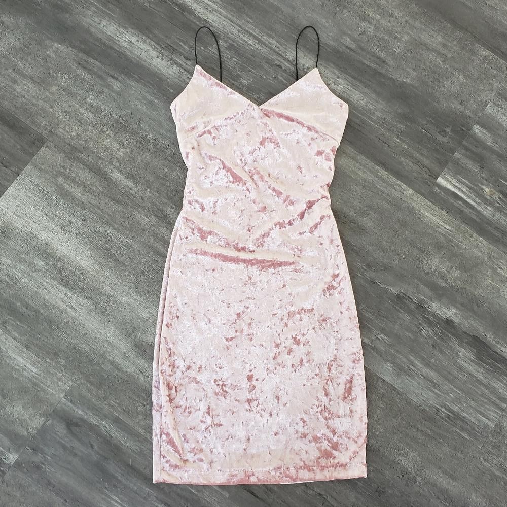 Designer Light Pink Velvet Lush Classic Mini Size S / US 4 / IT 40 - 1 Thumbnail
