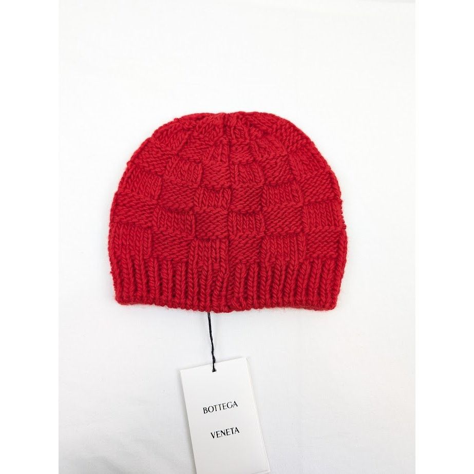 Bottega Veneta o1rshd1 Size: M / HandKnit Wool Square Beanie/Hat in Red Size ONE SIZE - 1 Thumbnail