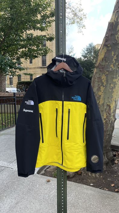 Supreme TNF Taped Seam Shell Jacket