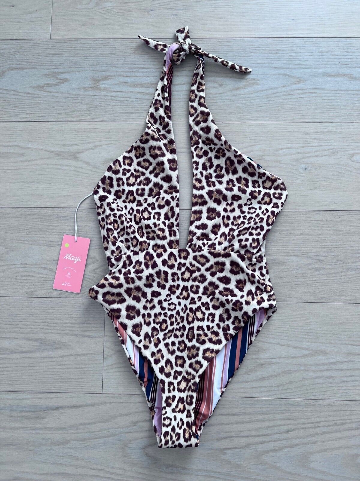 Other Maaji Nunik Plunge Reversible One Piece - Cheetah ( M ) Size 30" / US 8 / IT 44 - 7 Thumbnail