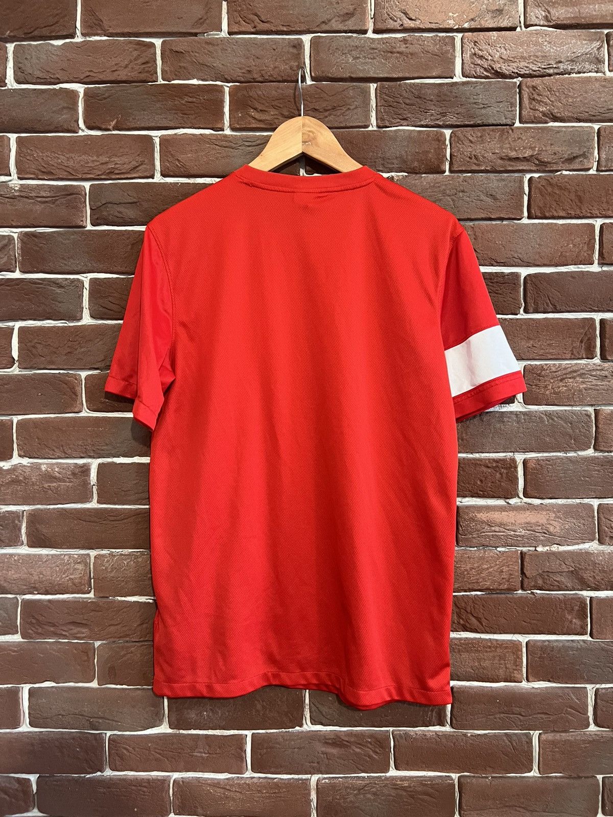 Nike Rare Nike Gibraltar Y2K M Red Jersey Soccer Kit 00s Size US M / EU 48-50 / 2 - 2 Thumbnail