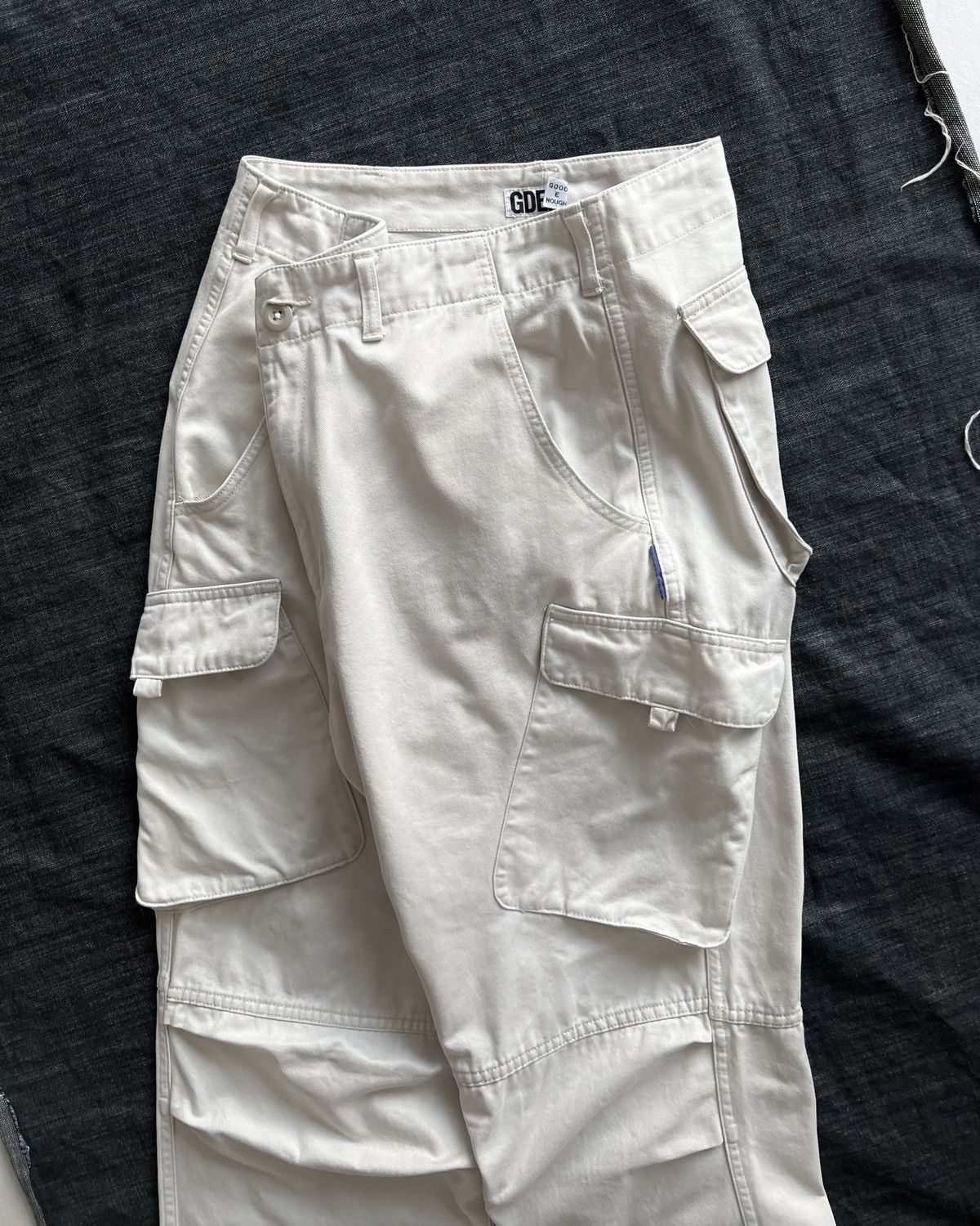 GOODENOUGH × Hiroshi Fujiwara VINTAGE GOODENOUGH CARGO PANTS Size US 31 - 2 Thumbnail
