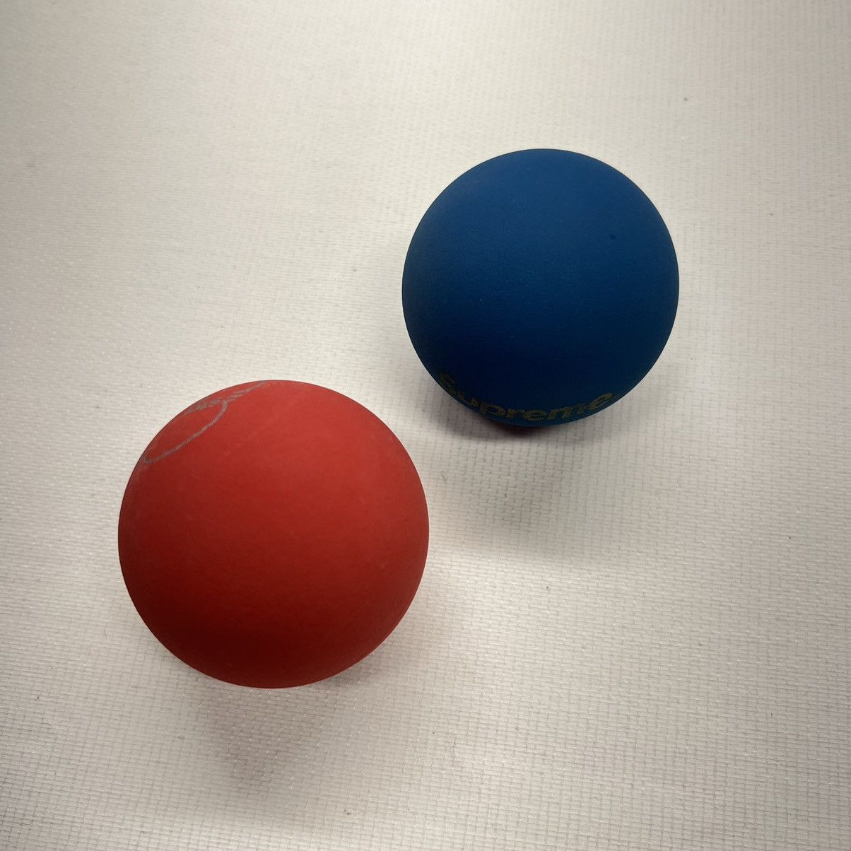 Supreme Supreme SS16 Sky Bounce Ball Set Blue Red Logo Accessory Size ONE SIZE - 3 Thumbnail