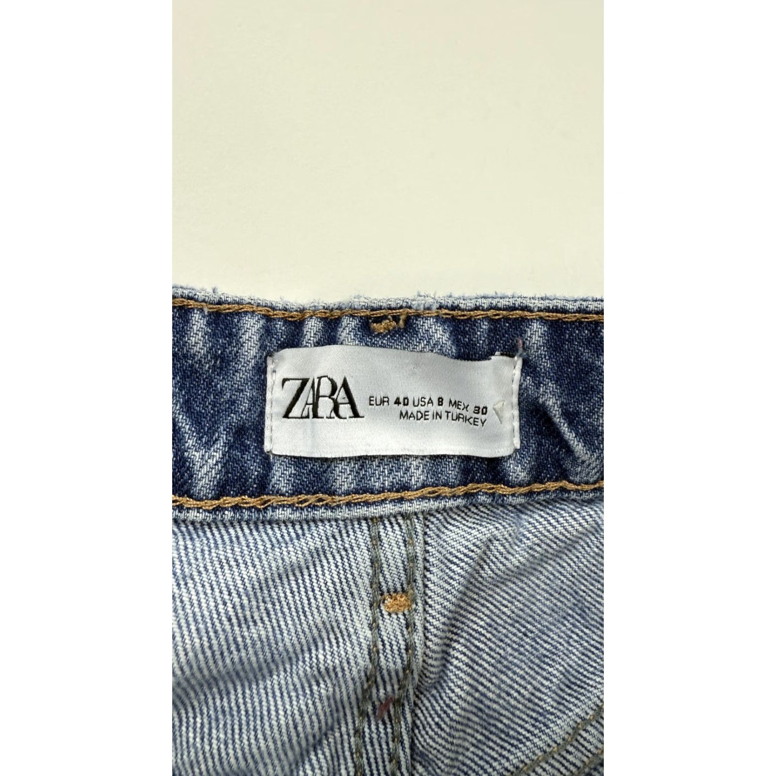 Zara Zara Shorts Womens 8 Blue Denim Distressed Frayed Hem High Rise Vintage Style Size 30" / US 8 / IT 44 - 3 Thumbnail