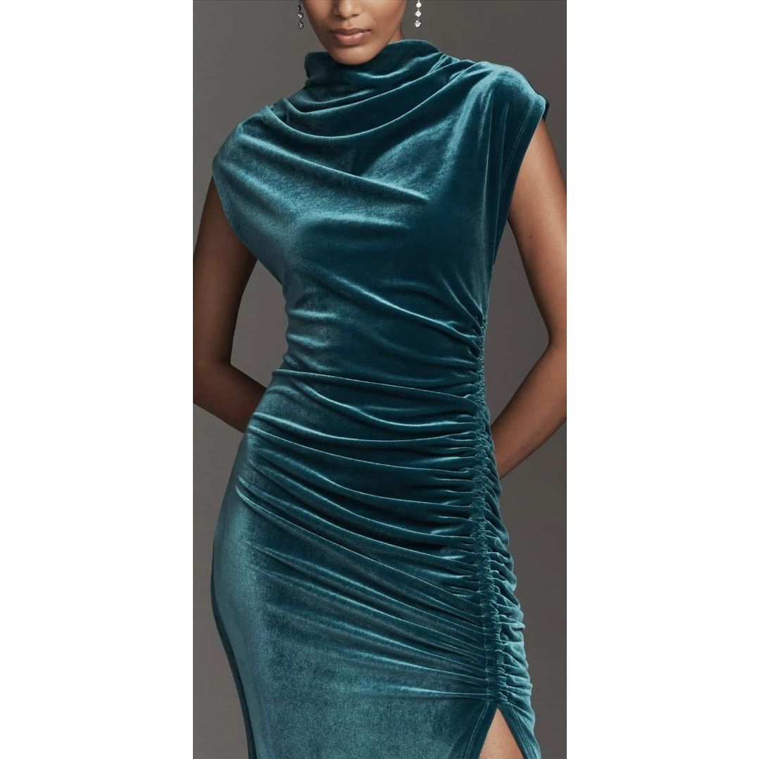 NWOT Robbie Bee Emerald Velvet Cowl Maxi Dress L