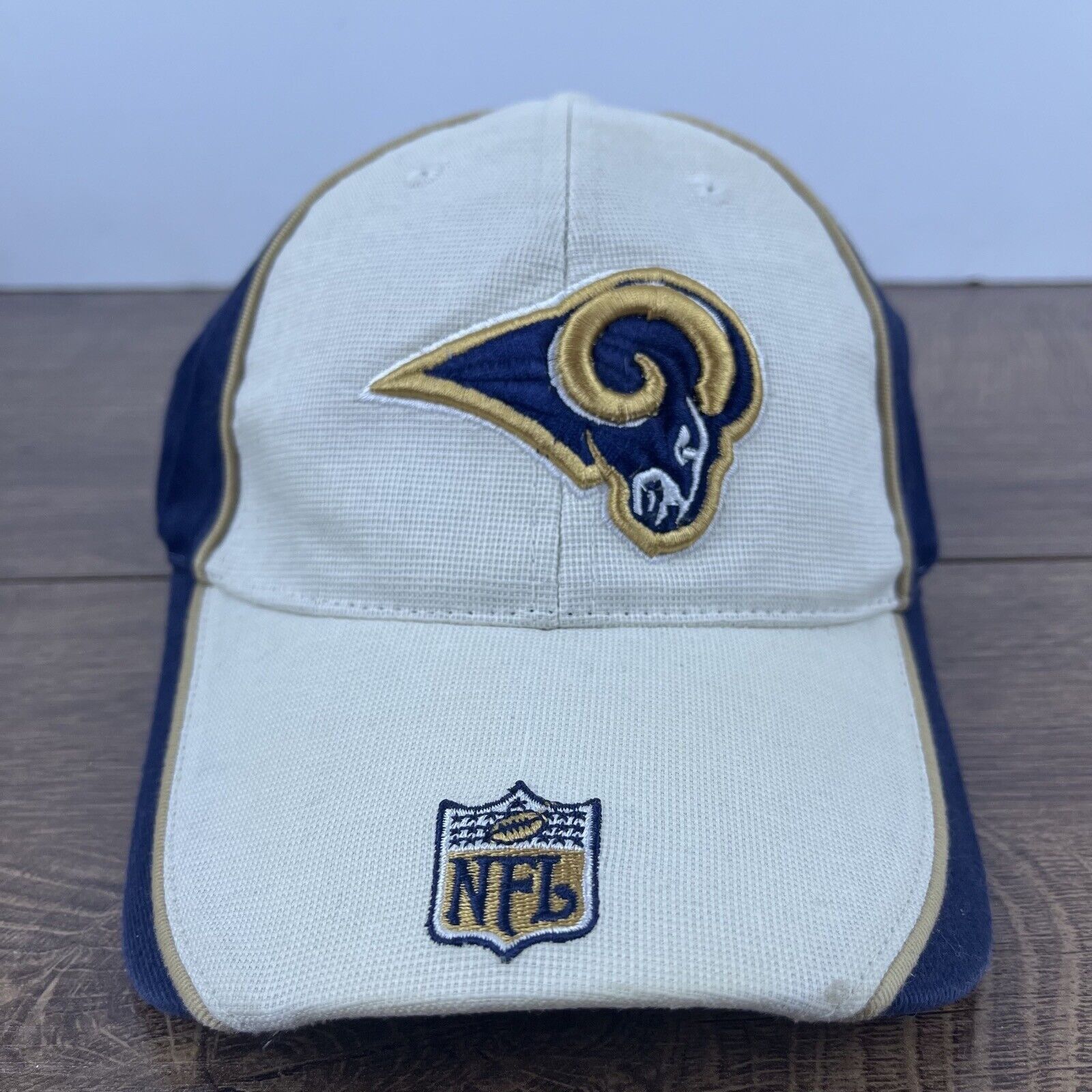 Reebok St Louis Rams NFL Hat Adjustable Hat Reebok White Hat Adjust Size ONE SIZE - 2 Thumbnail