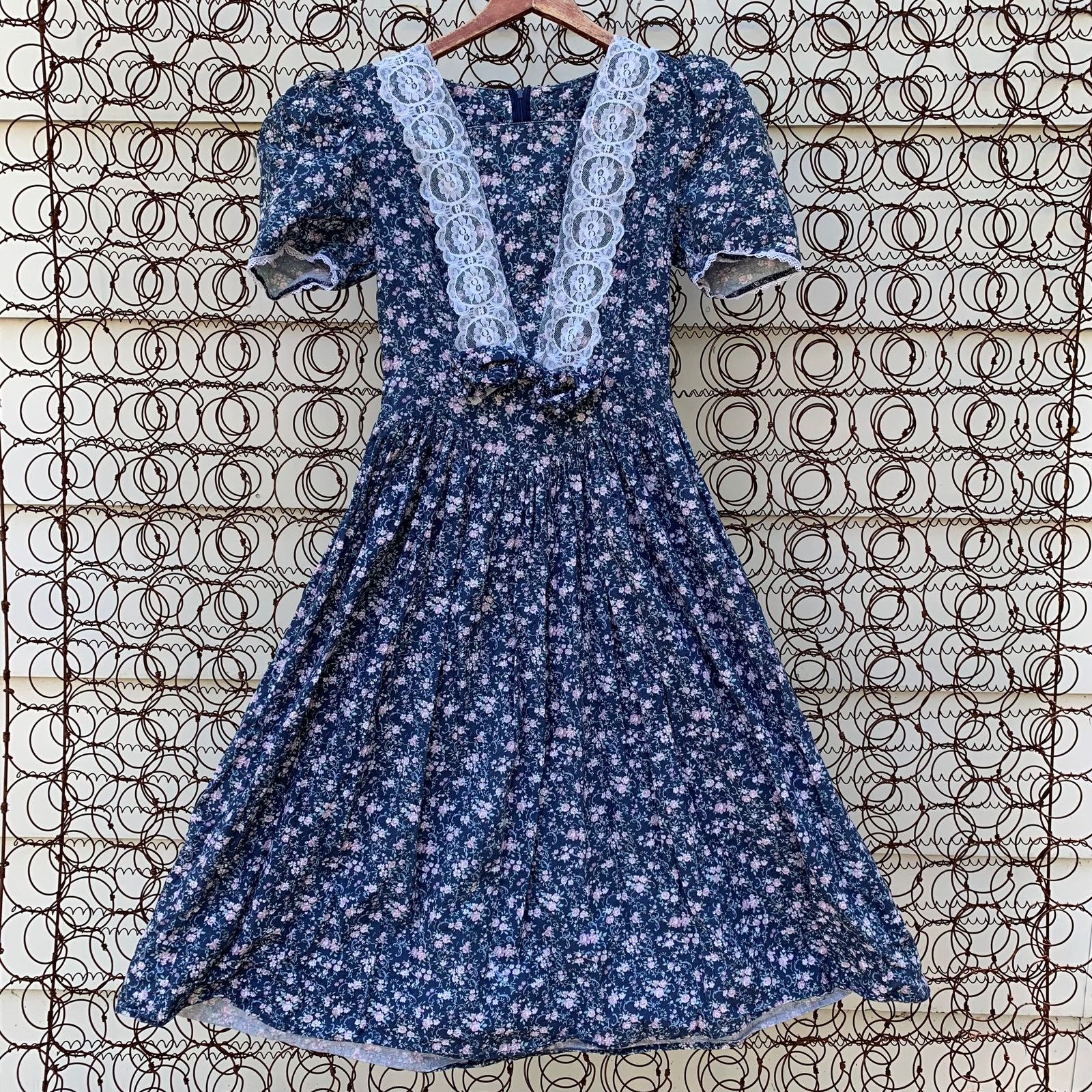 Vintage Gunne Sax Jessica McClintock floral lace cottagecore dress Size M / US 6-8 / IT 42-44 - 2 Thumbnail